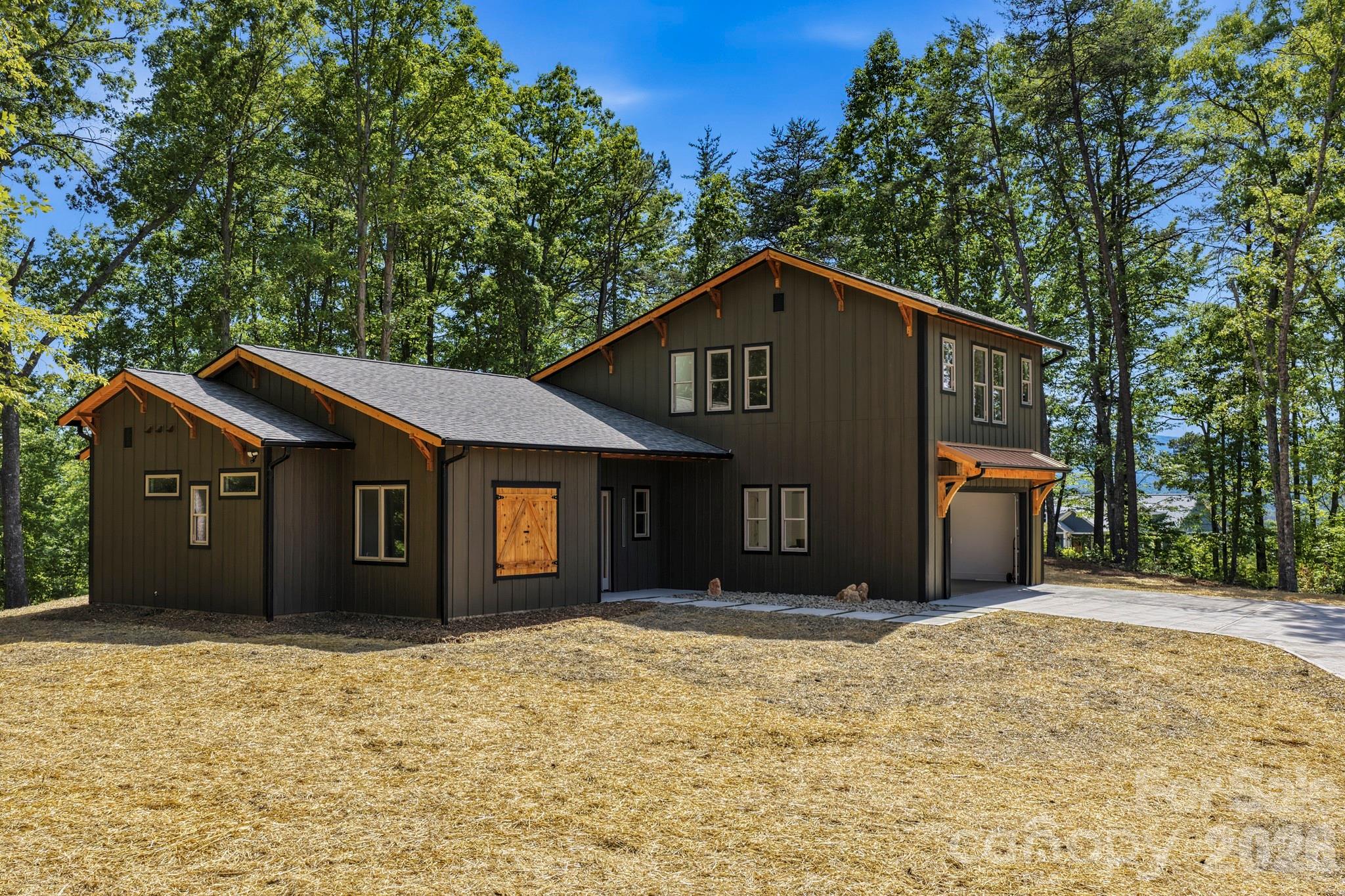 121 Deer Jump Trail Property Photo 2
