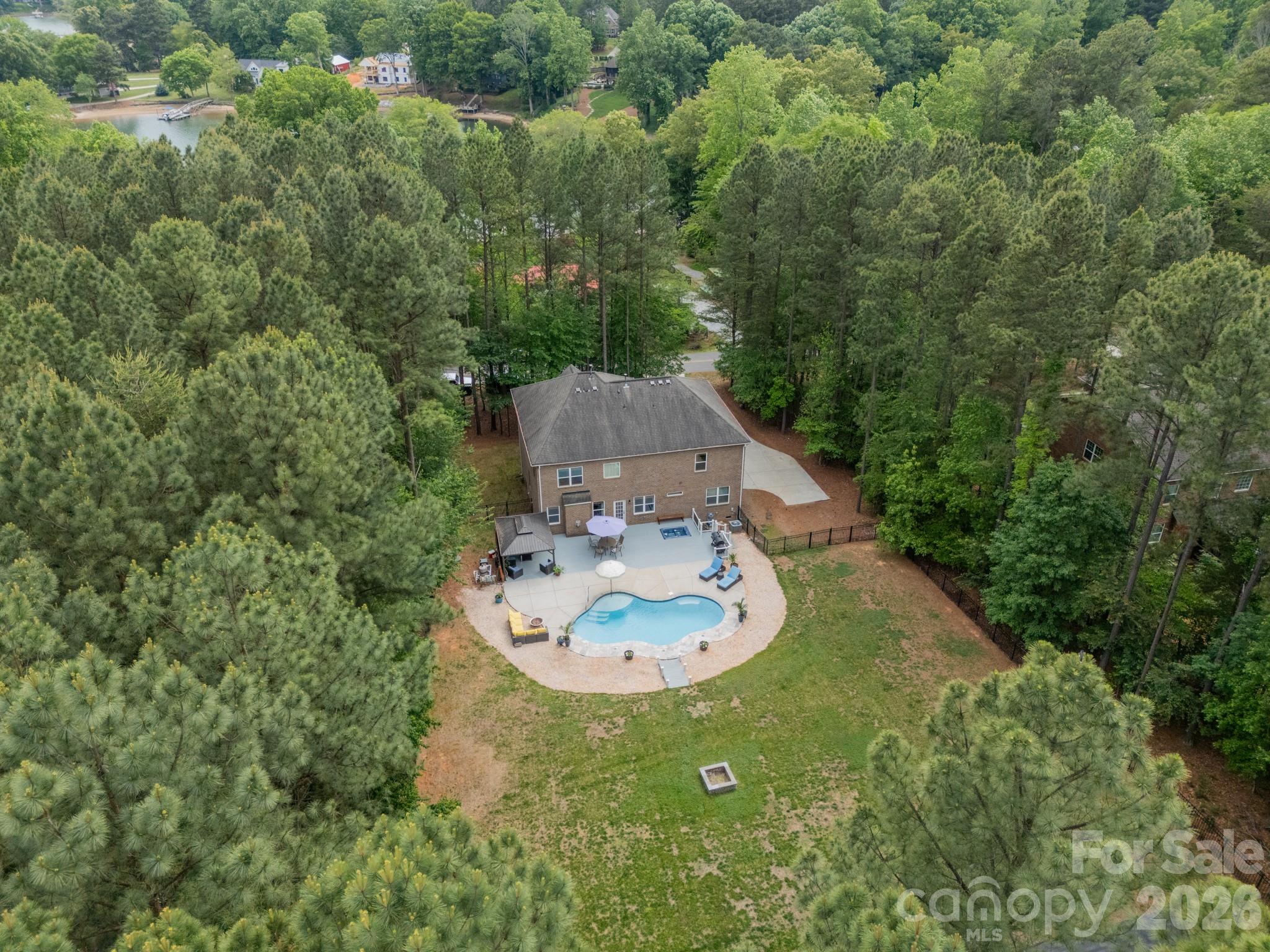 512 Stillwater Road Property Photo 39