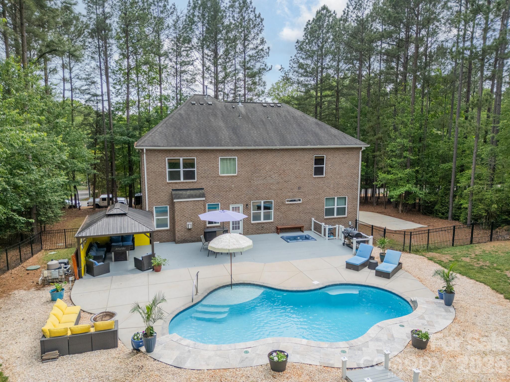 512 Stillwater Road Property Photo 41