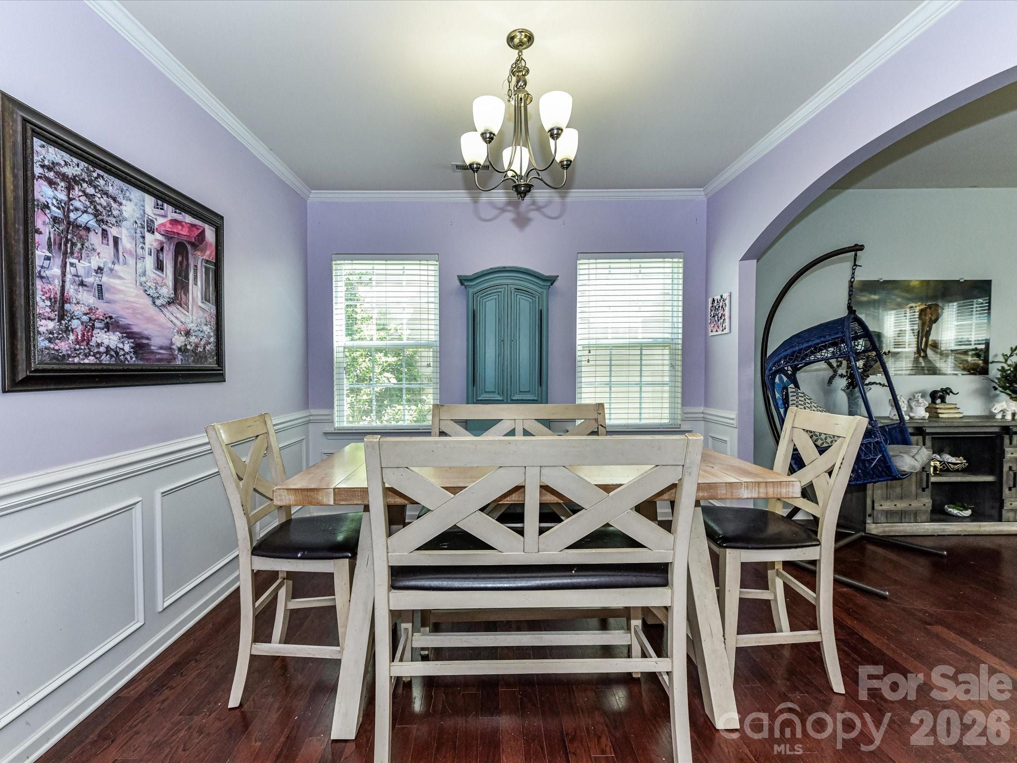 6935 Liverpool Court Property Photo 8