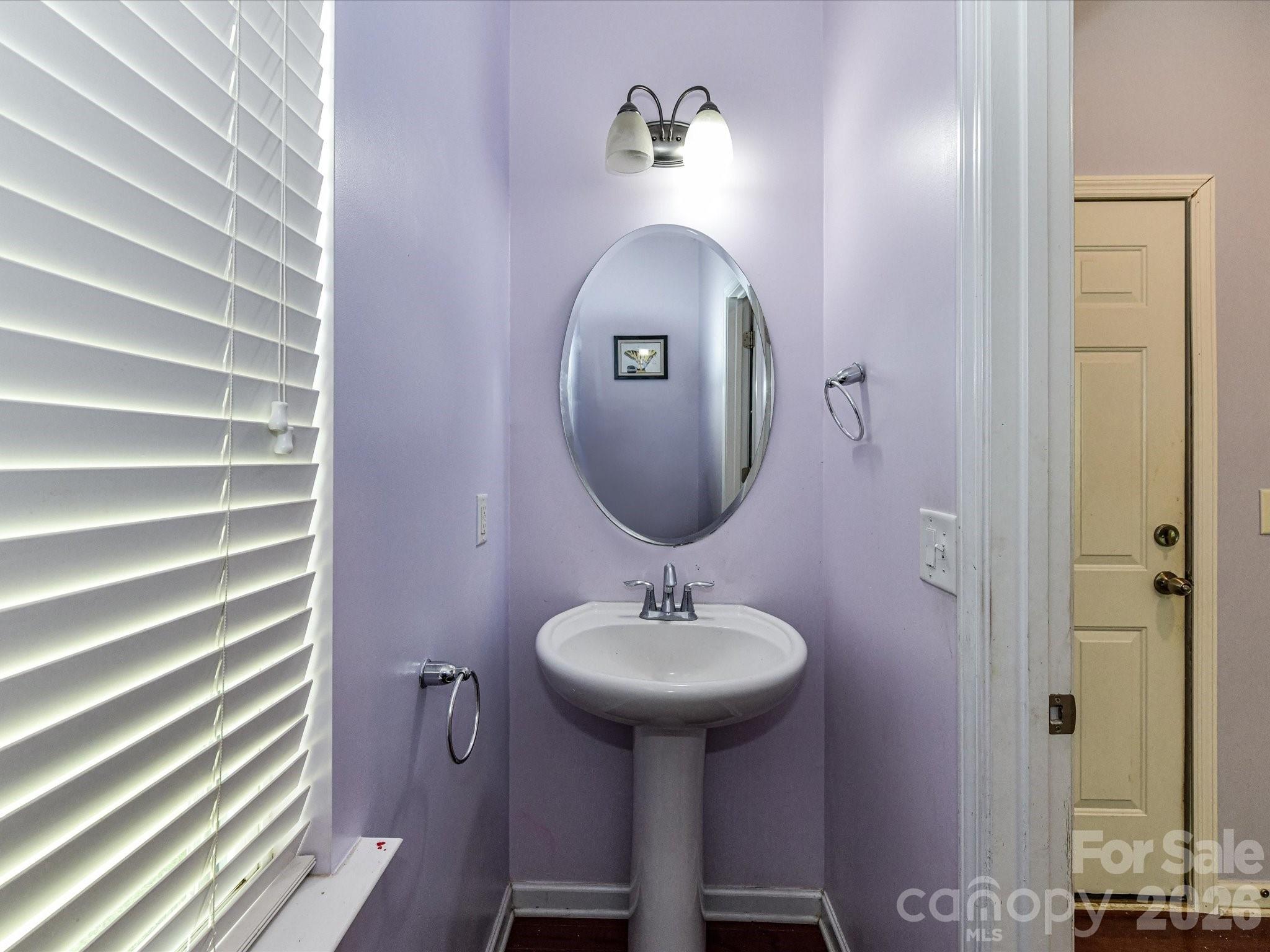 6935 Liverpool Court Property Photo 19