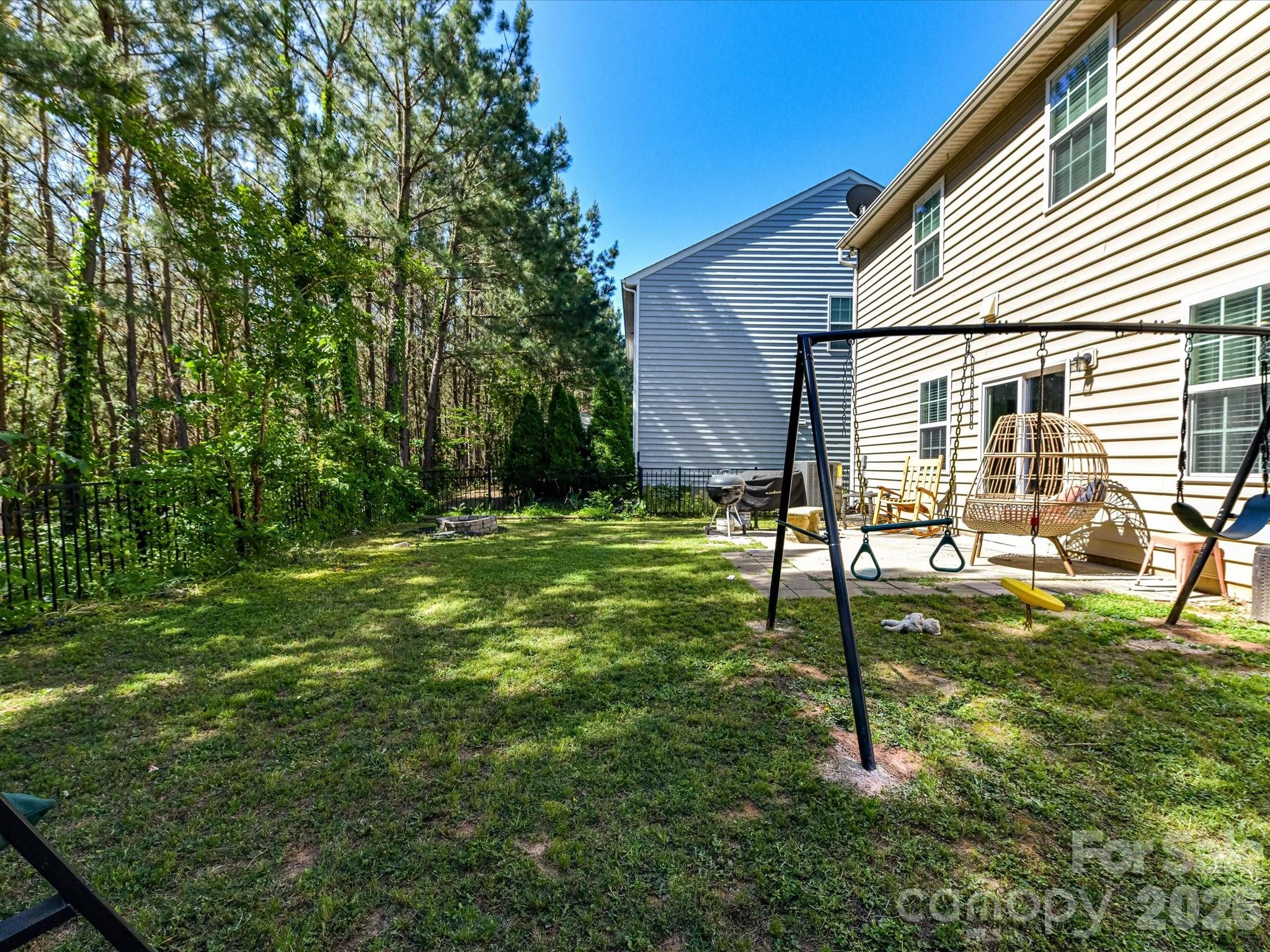 6935 Liverpool Court Property Photo 33