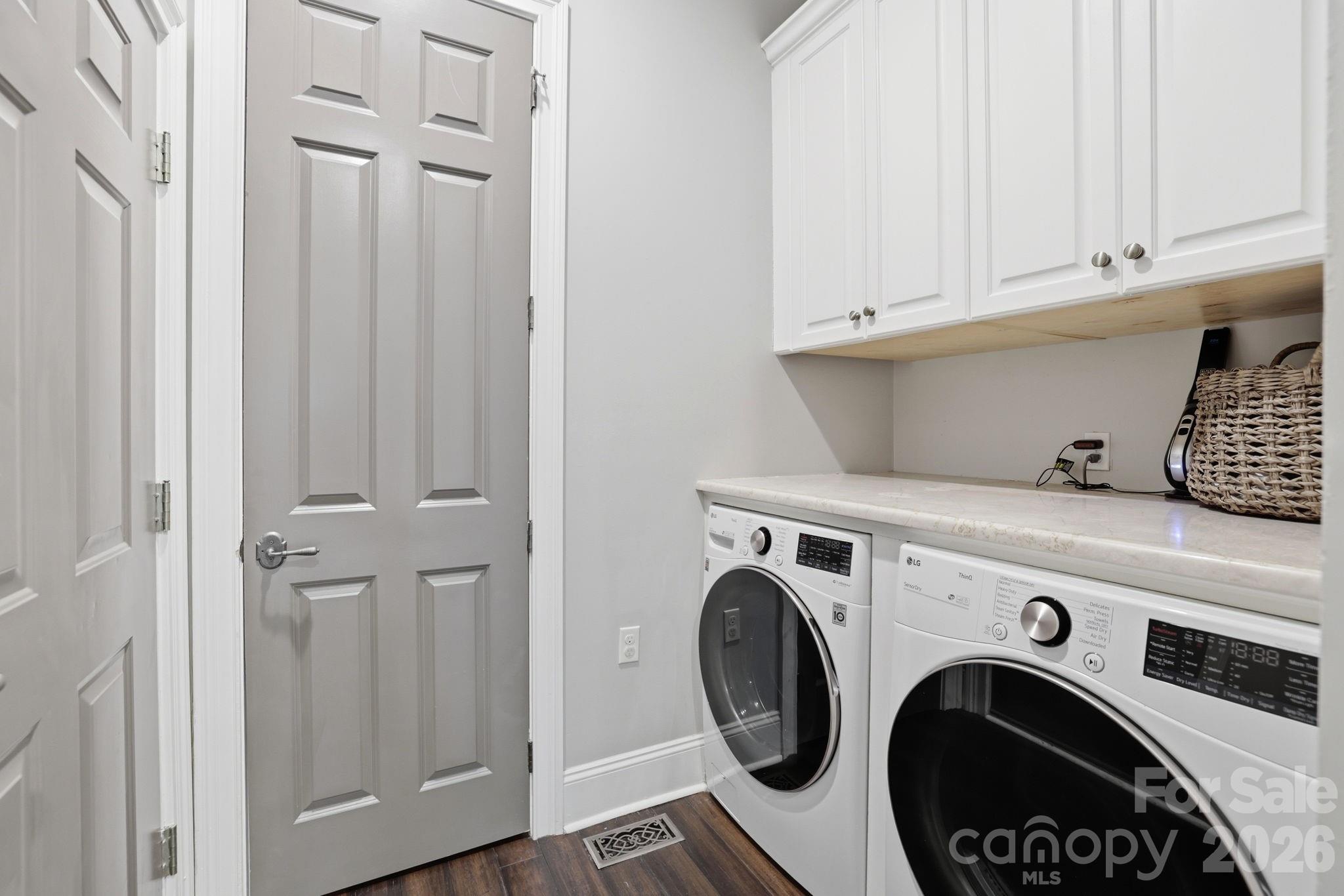 1909 Maryland Avenue Property Photo 13