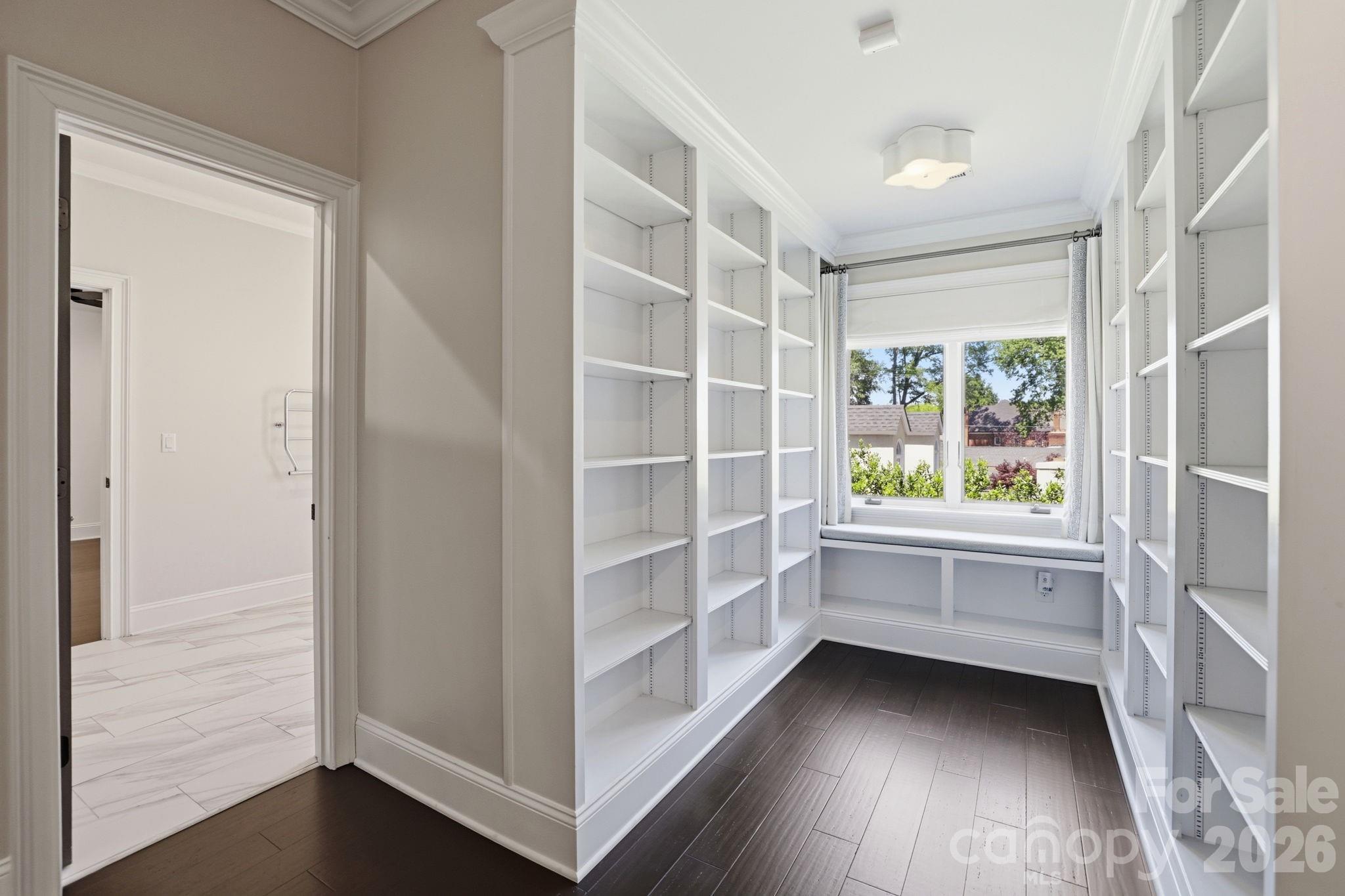 1909 Maryland Avenue Property Photo 24