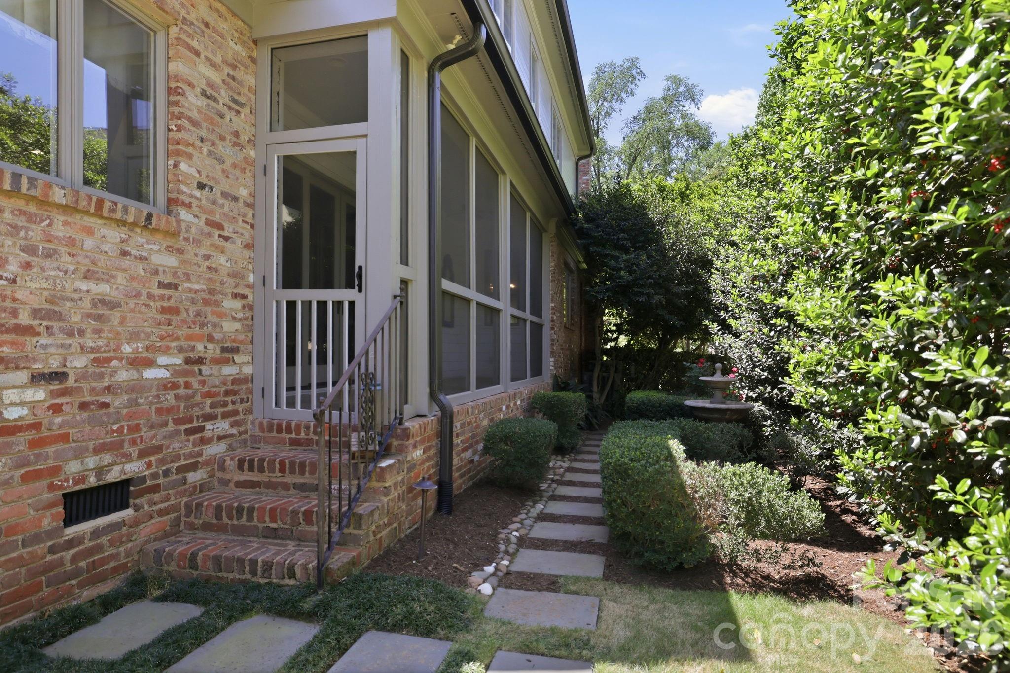 1909 Maryland Avenue Property Photo 30
