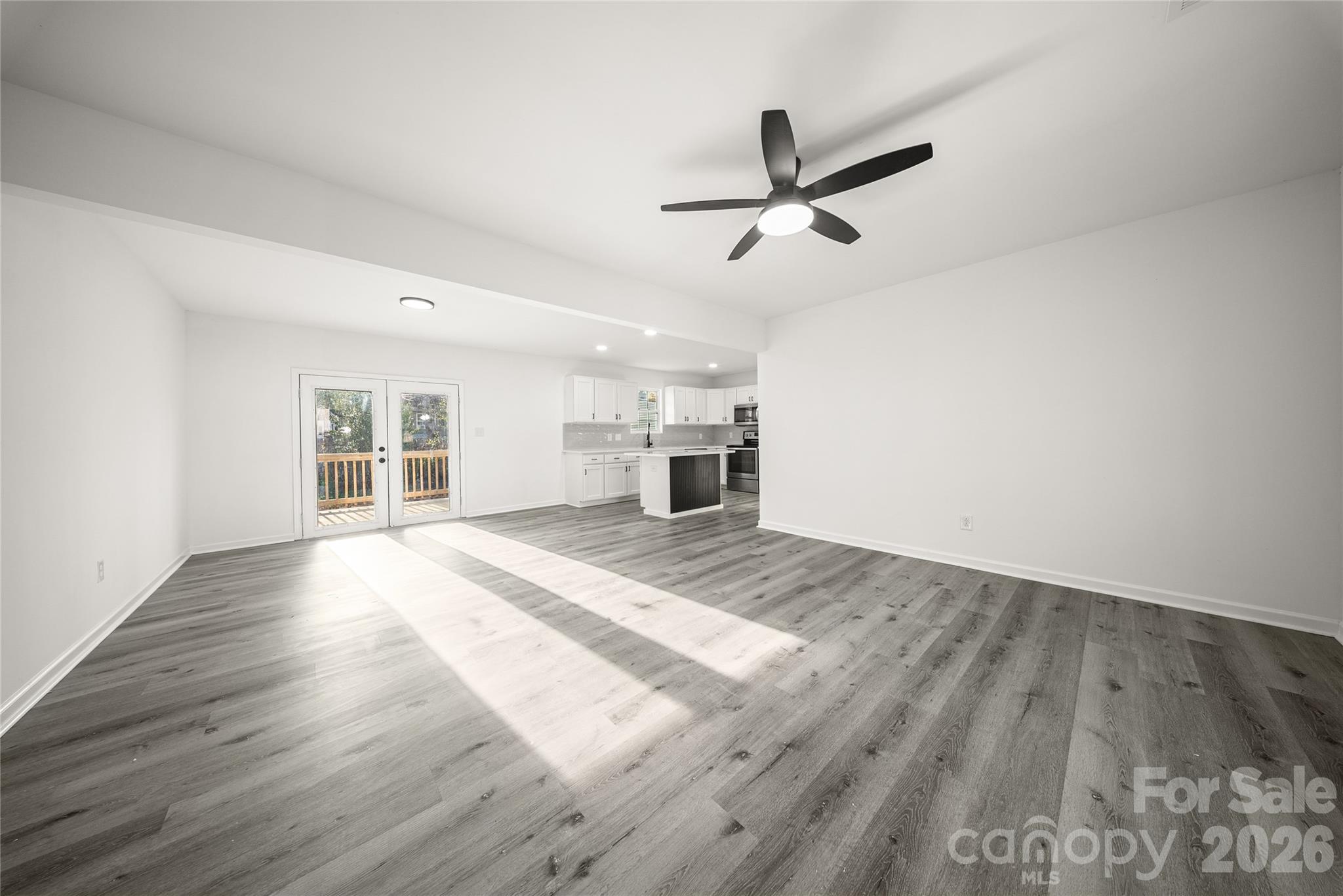 10107 Clairemore Place Property Photo 6