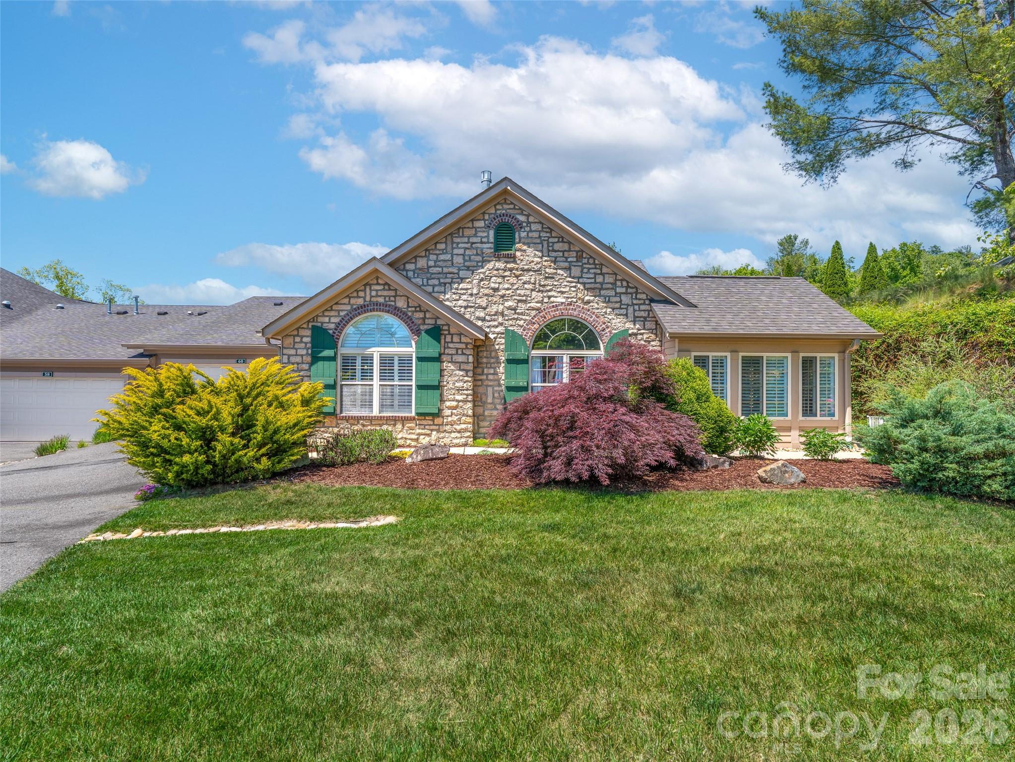 60 Mountain Meadow Circle E2 Property Photo 2