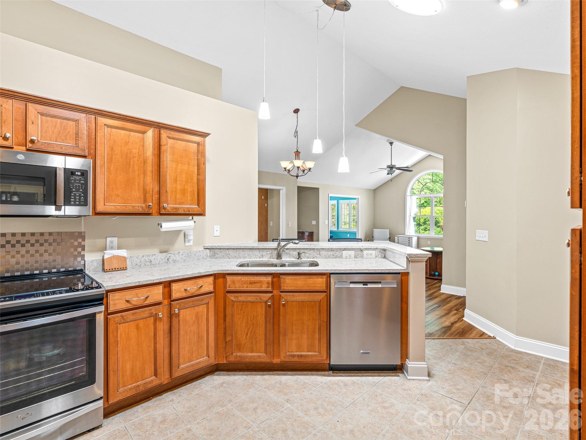 60 Mountain Meadow Circle E2 Property Photo 18