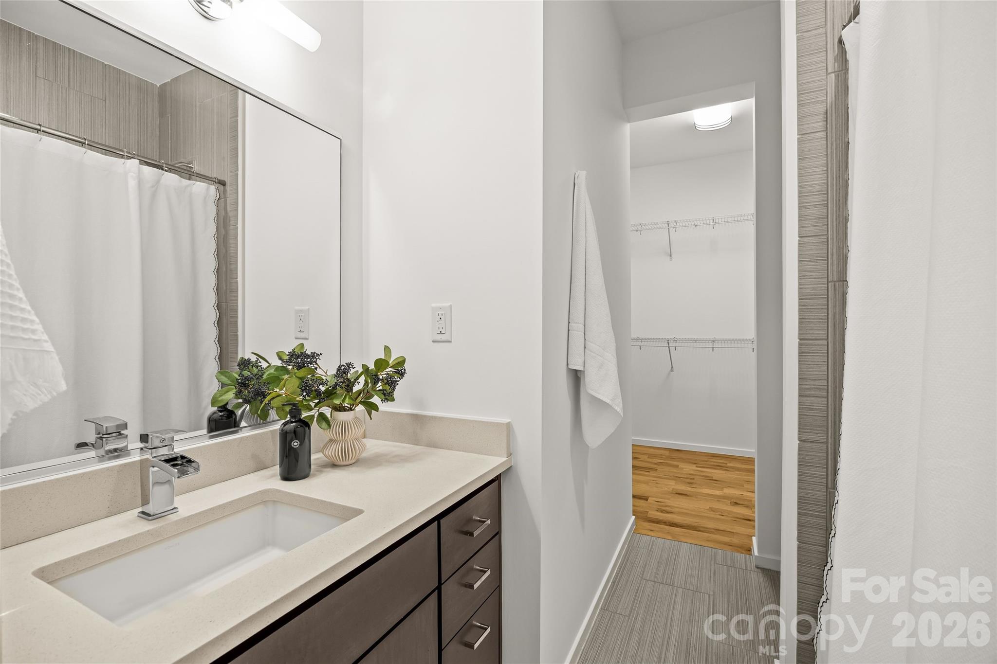 918 Greenleaf Avenue A Property Photo 28