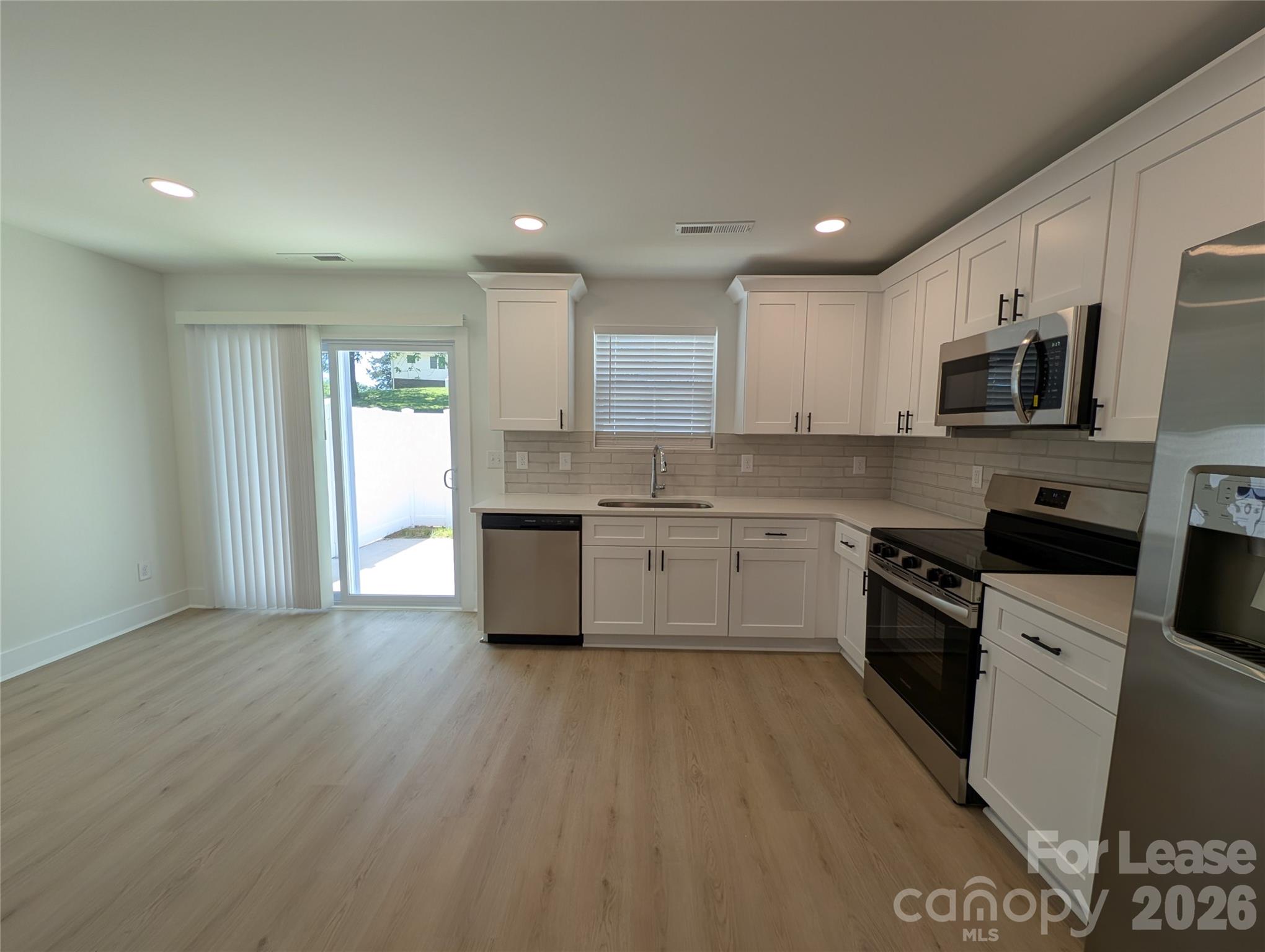 1415 Arden Avenue Property Photo 4