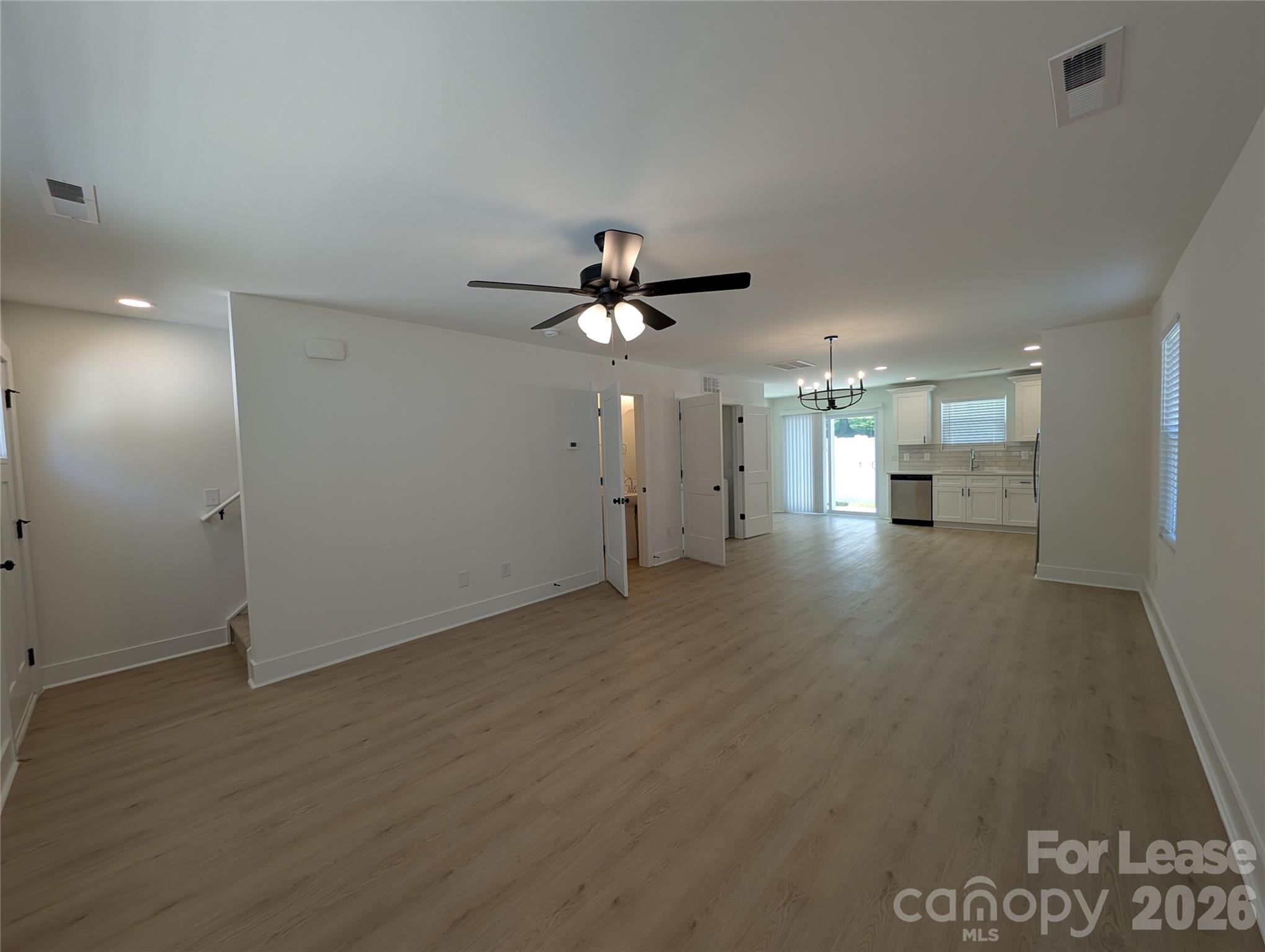 1415 Arden Avenue Property Photo 9