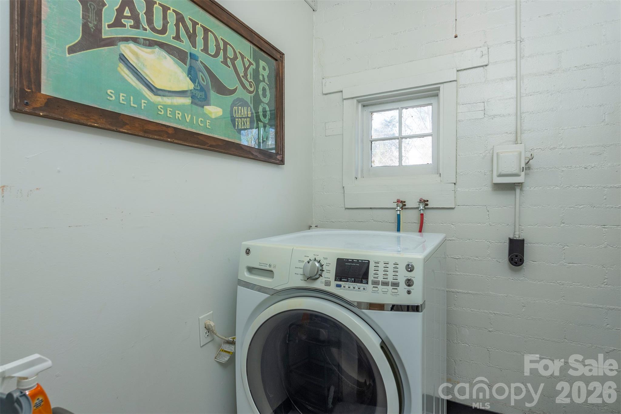 17 Springdale Avenue Property Photo 4