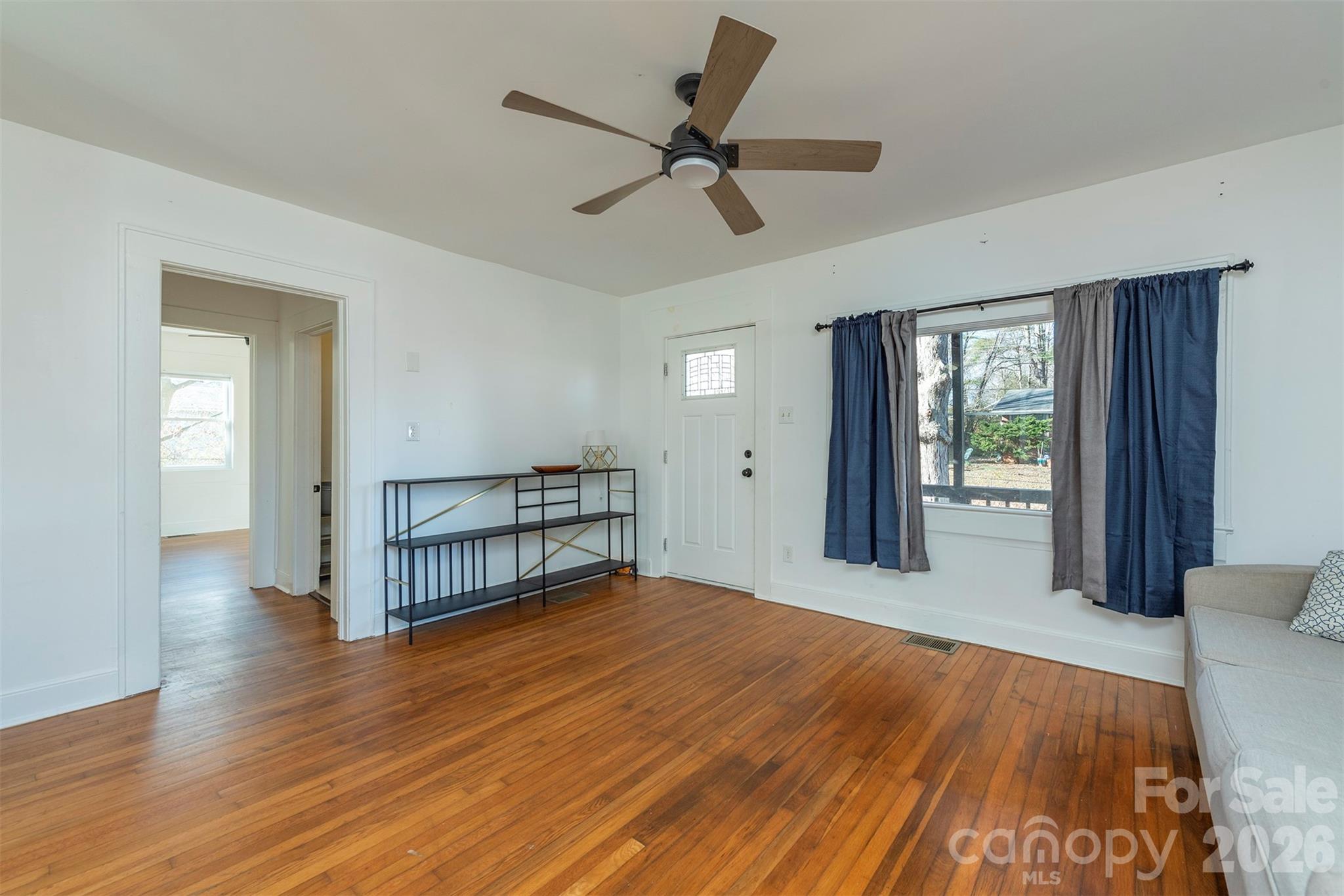 17 Springdale Avenue Property Photo 8