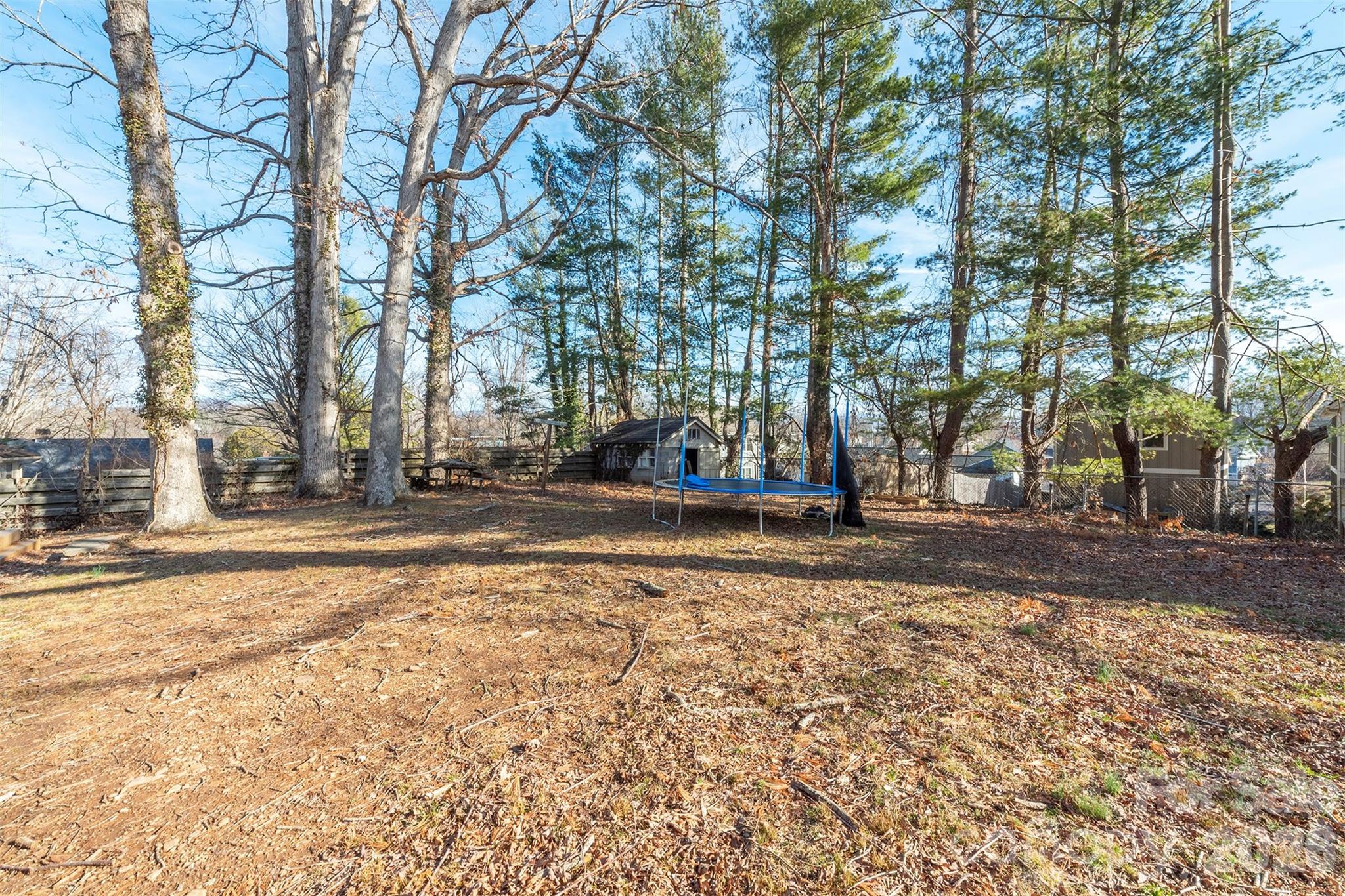17 Springdale Avenue Property Photo 27