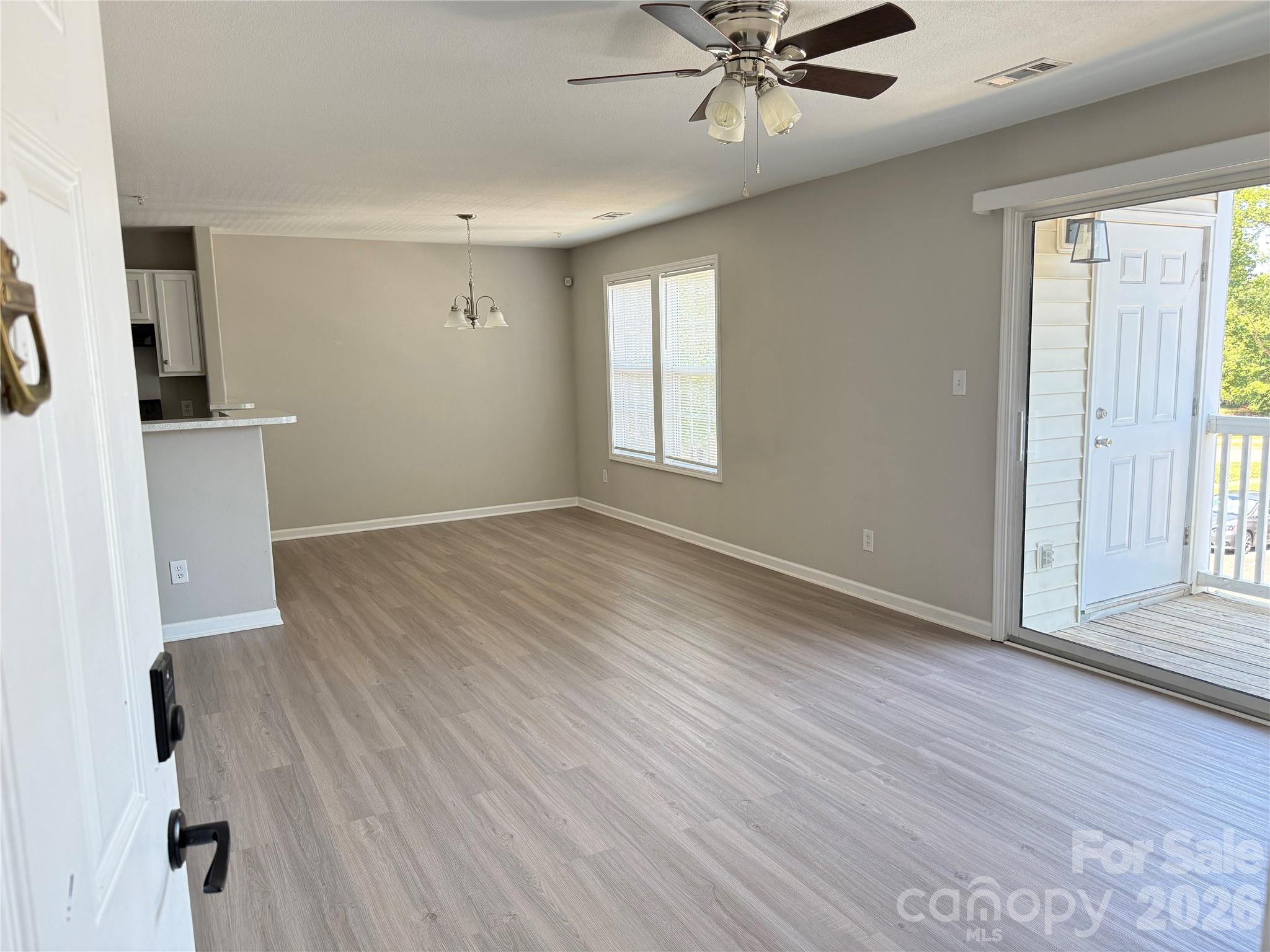 1063 Triece Lane Property Photo 4