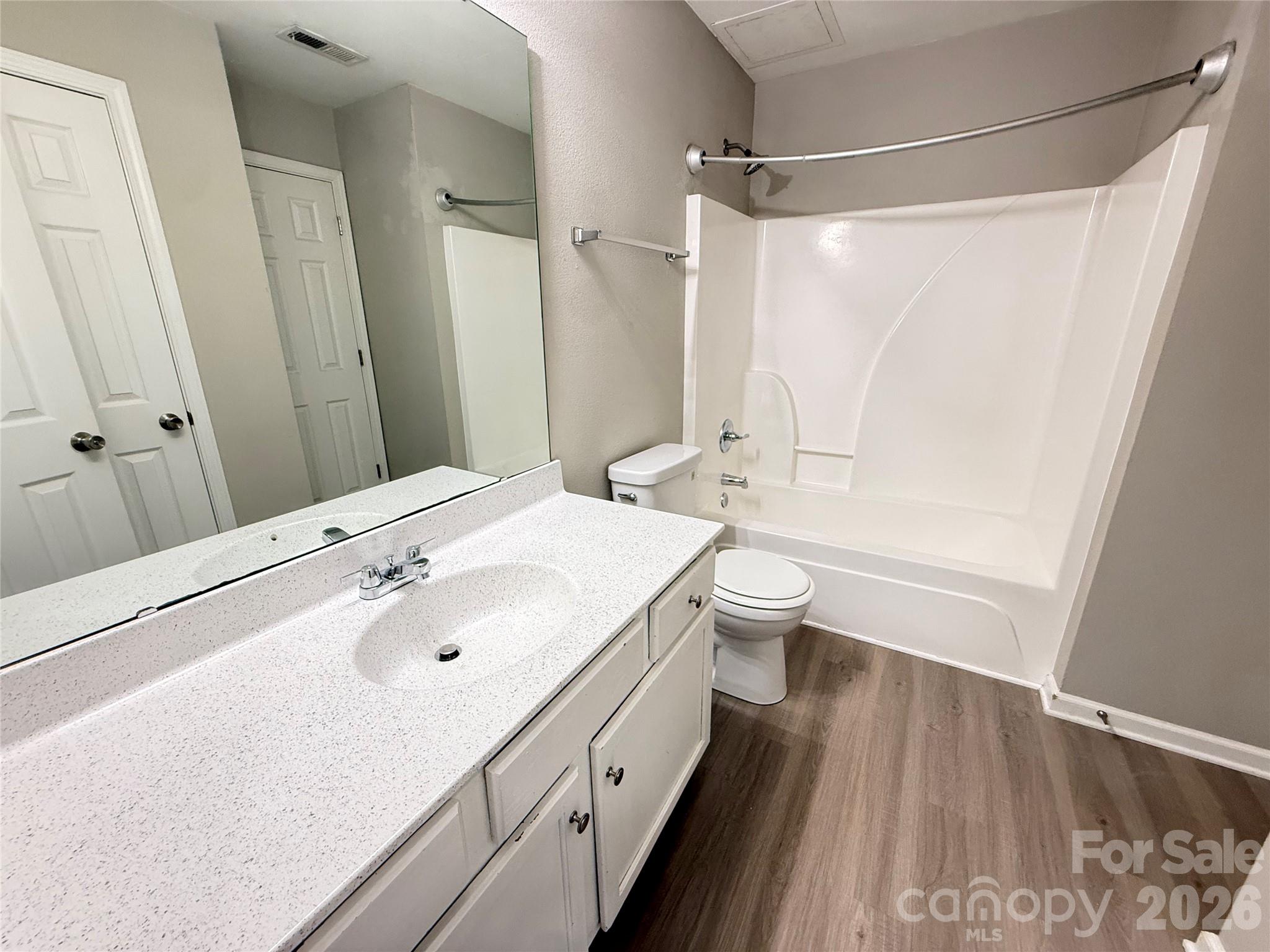 1063 Triece Lane Property Photo 14