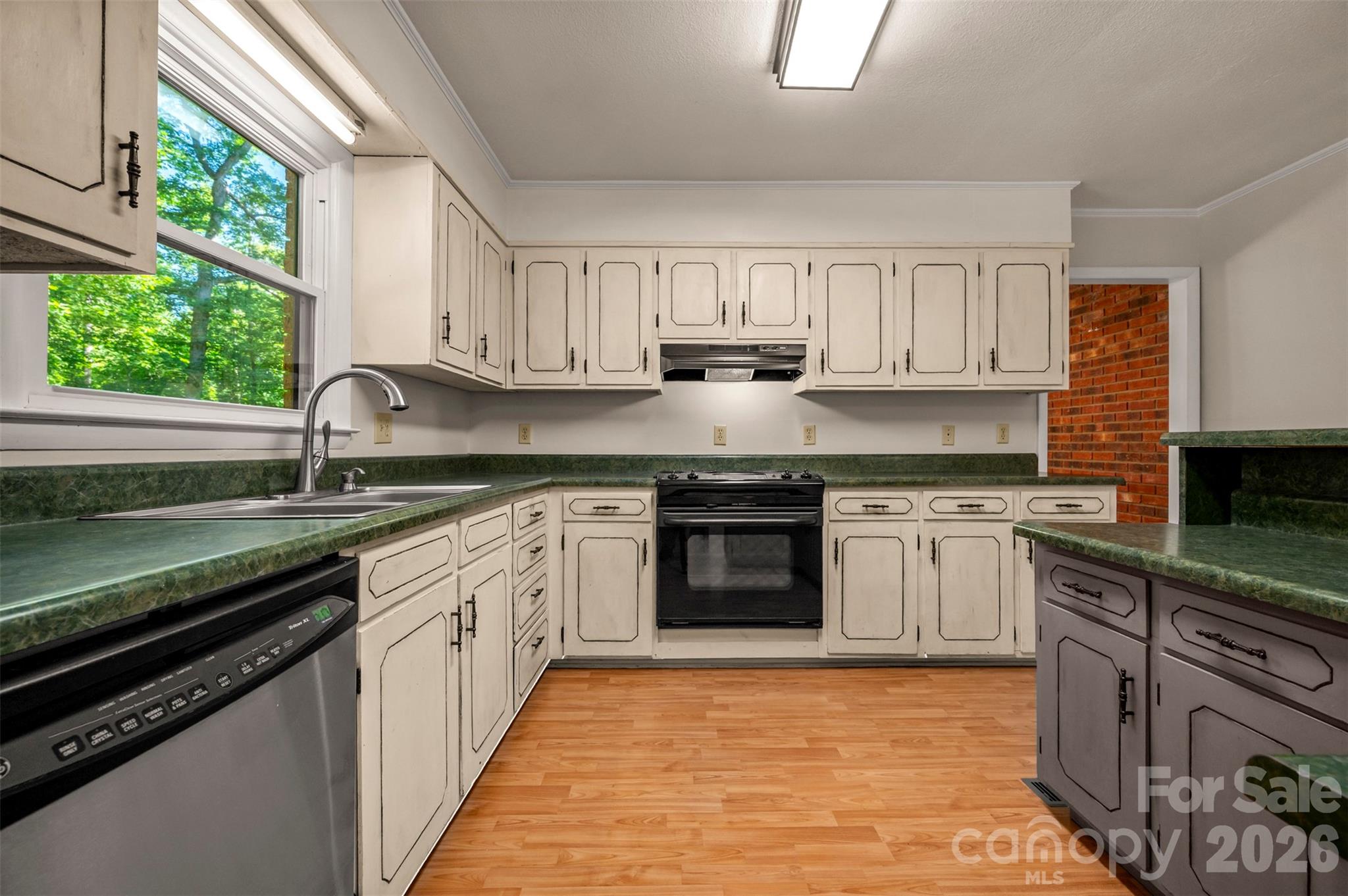 427 Georgia Avenue Property Photo 7