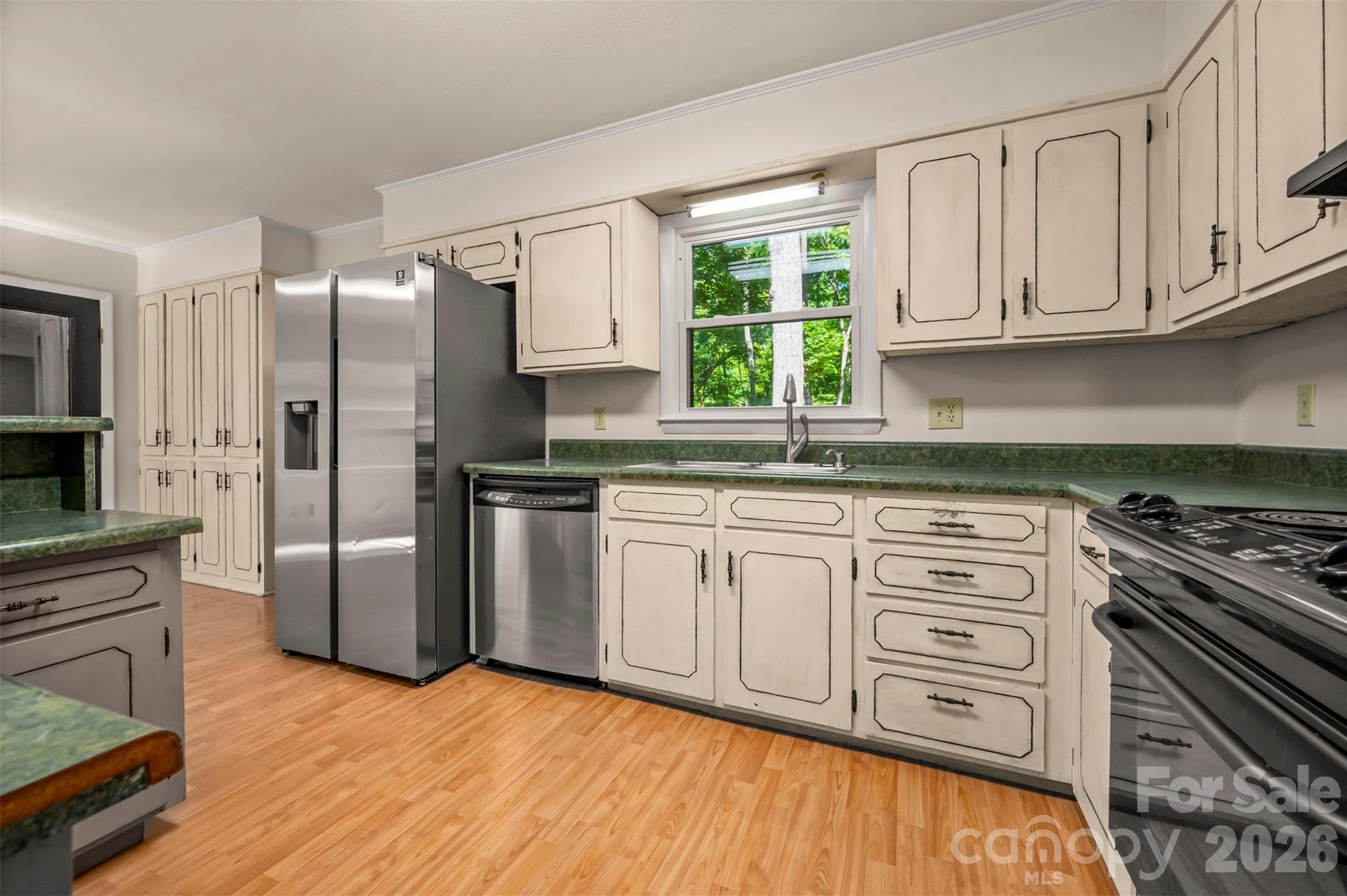 427 Georgia Avenue Property Photo 8