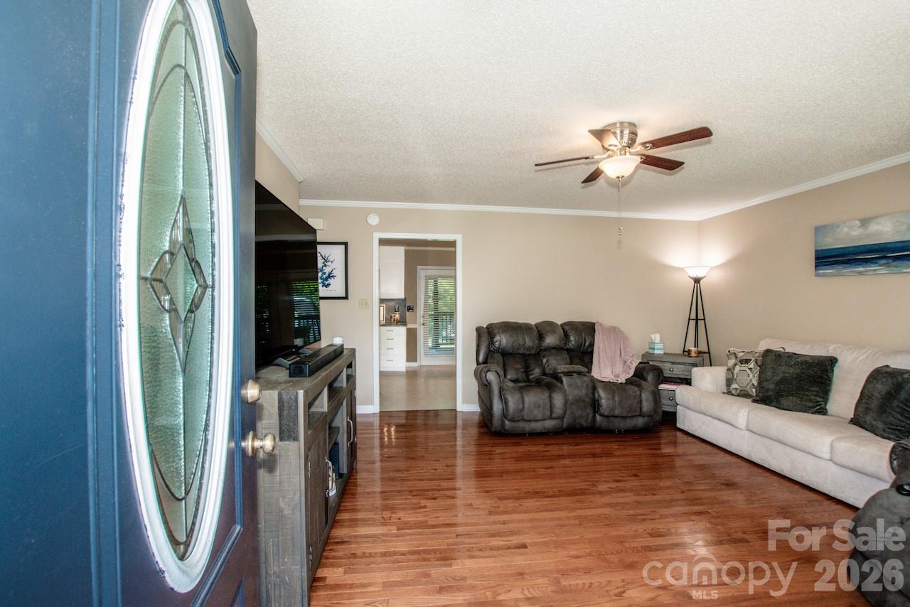 2426 Ashford Drive Property Photo 6