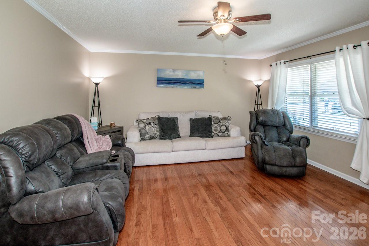 2426 Ashford Drive Property Photo 8