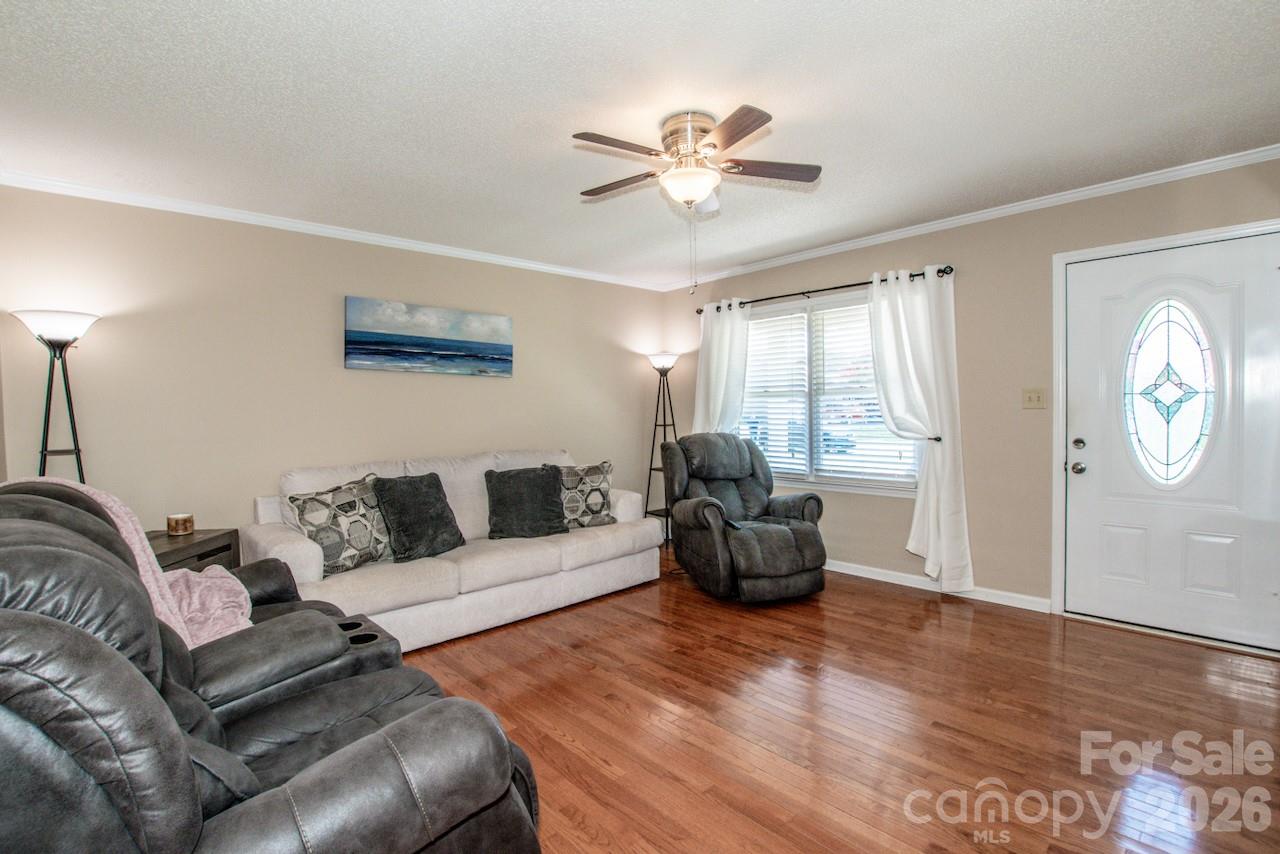 2426 Ashford Drive Property Photo 9