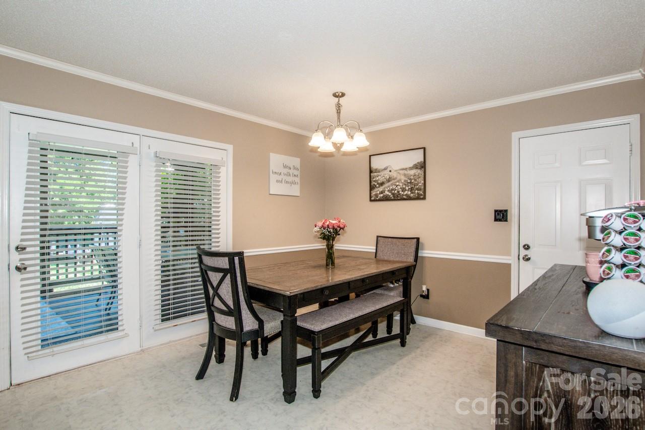 2426 Ashford Drive Property Photo 16