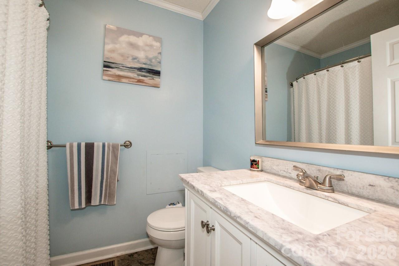 2426 Ashford Drive Property Photo 31