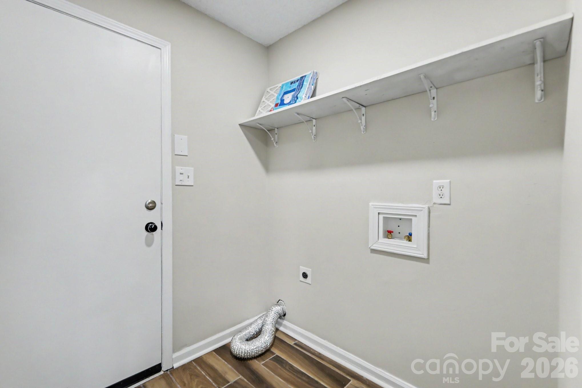 15331 Dehavilland Drive Property Photo 17