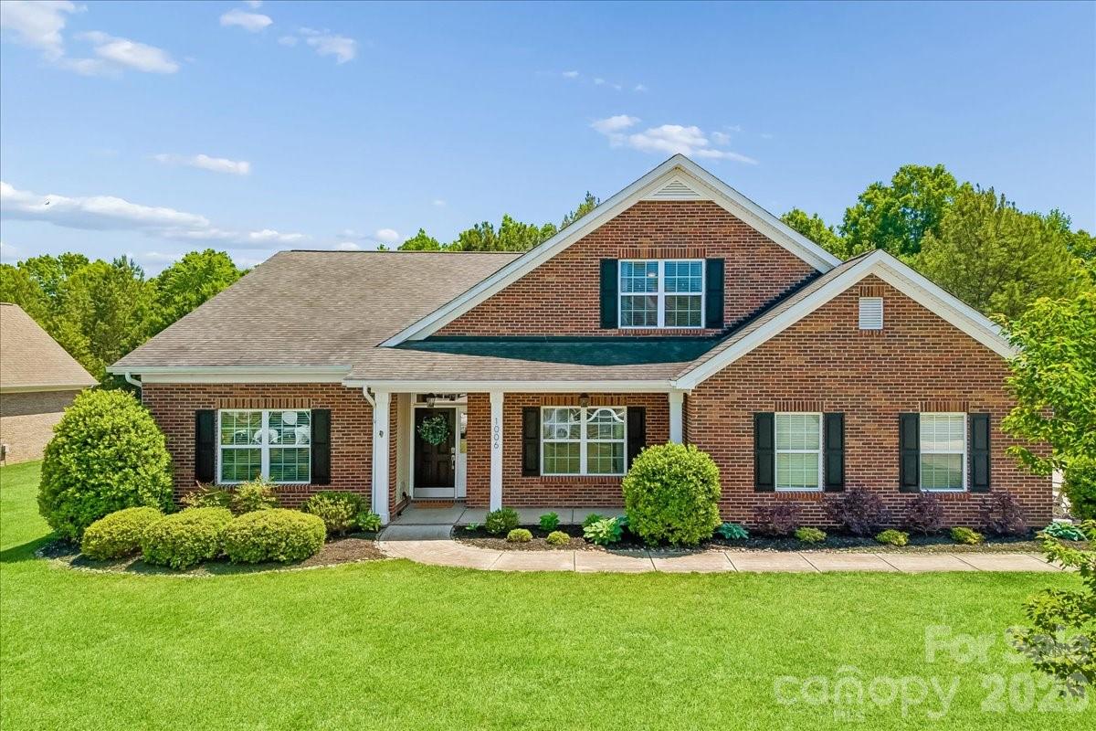 1006 Spring Rose Lane Property Photo 1