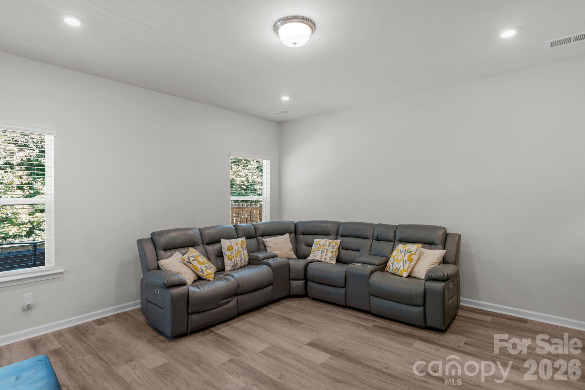 6028 Gala Lane Property Photo 20