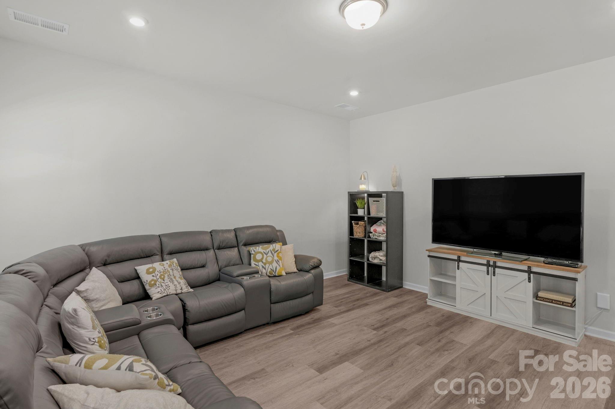 6028 Gala Lane Property Photo 21