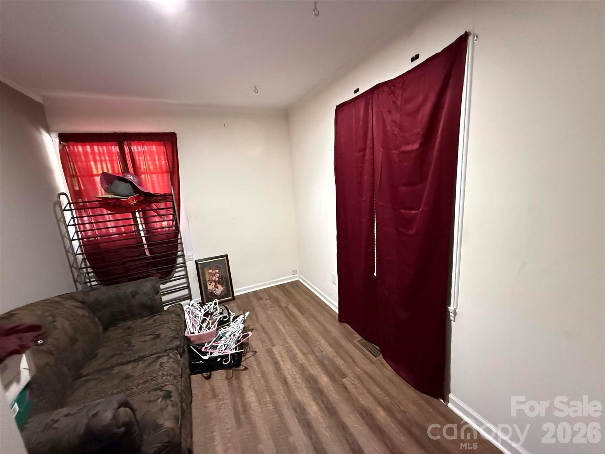 2607 Crescent Lane Property Photo 7