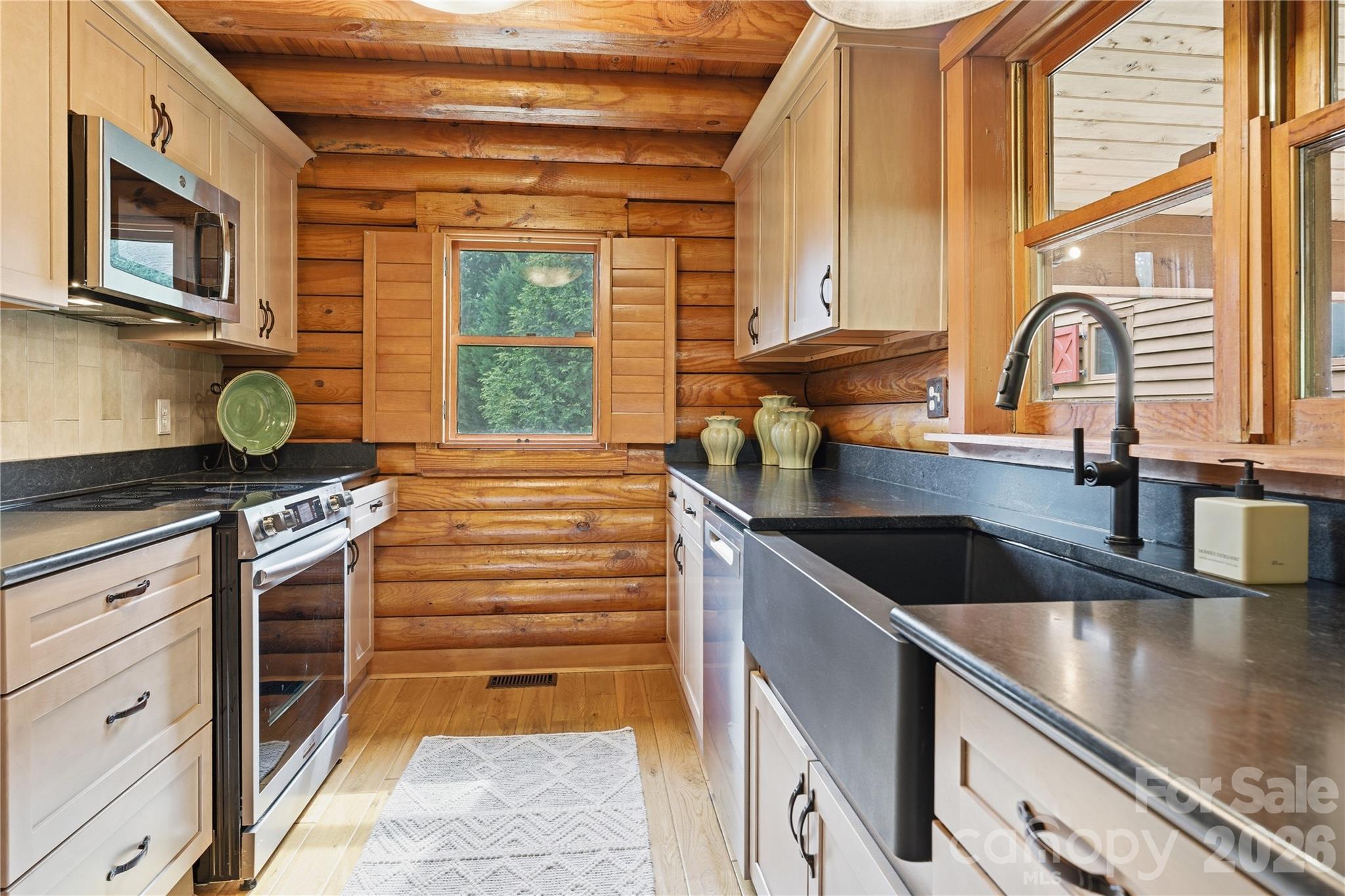 15425 E Rocky River Road Property Photo 8