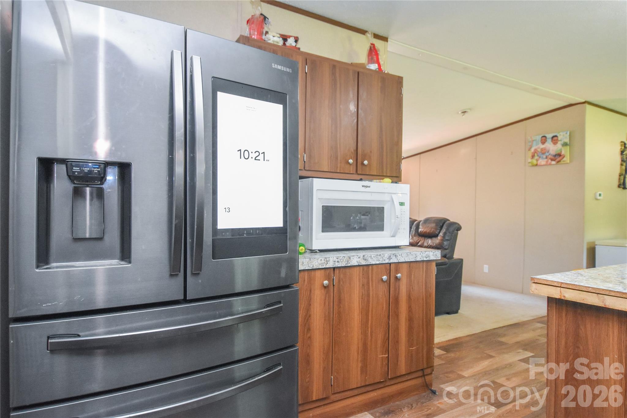 5595 American Way Property Photo 8