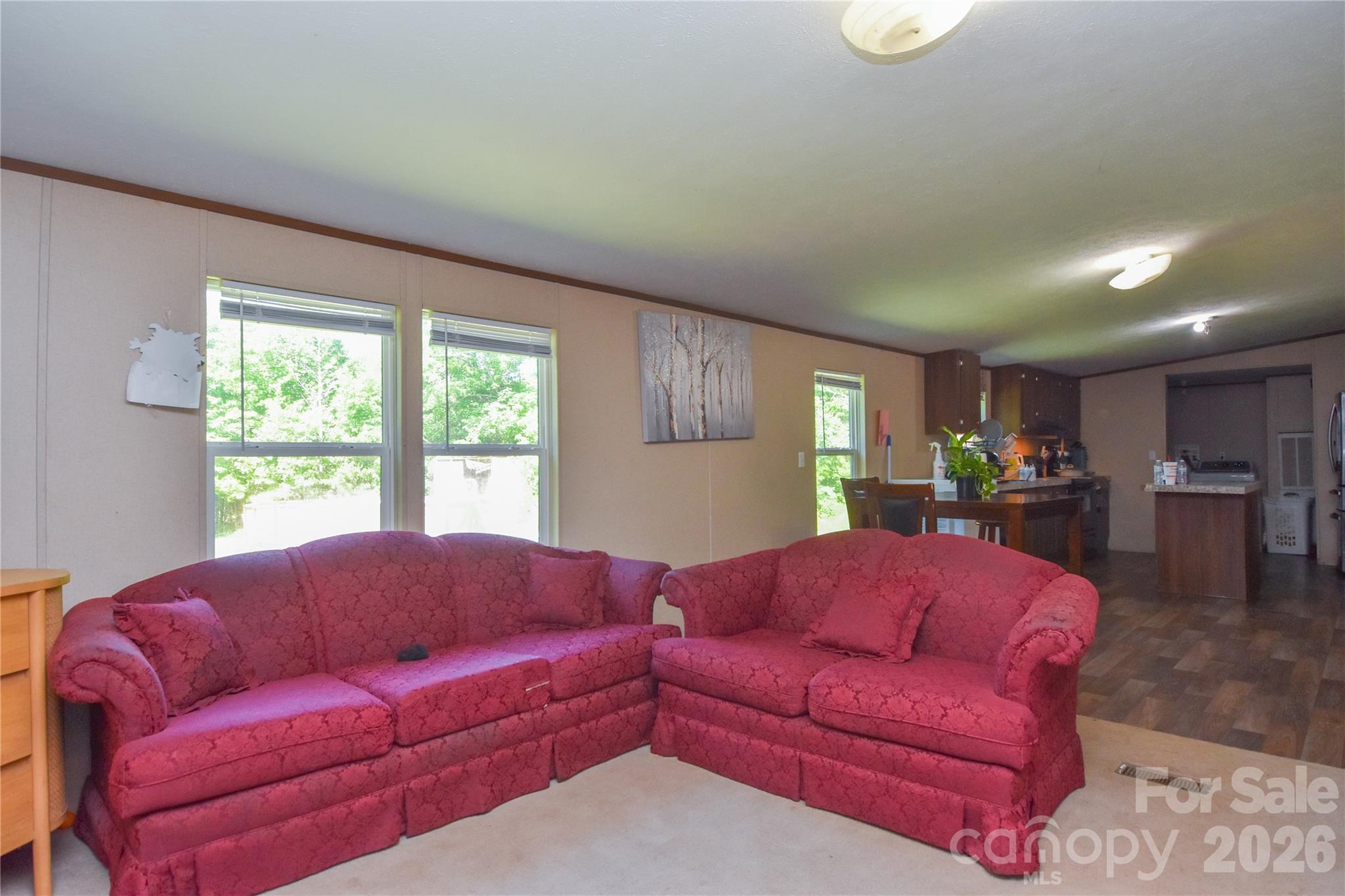 5595 American Way Property Photo 9