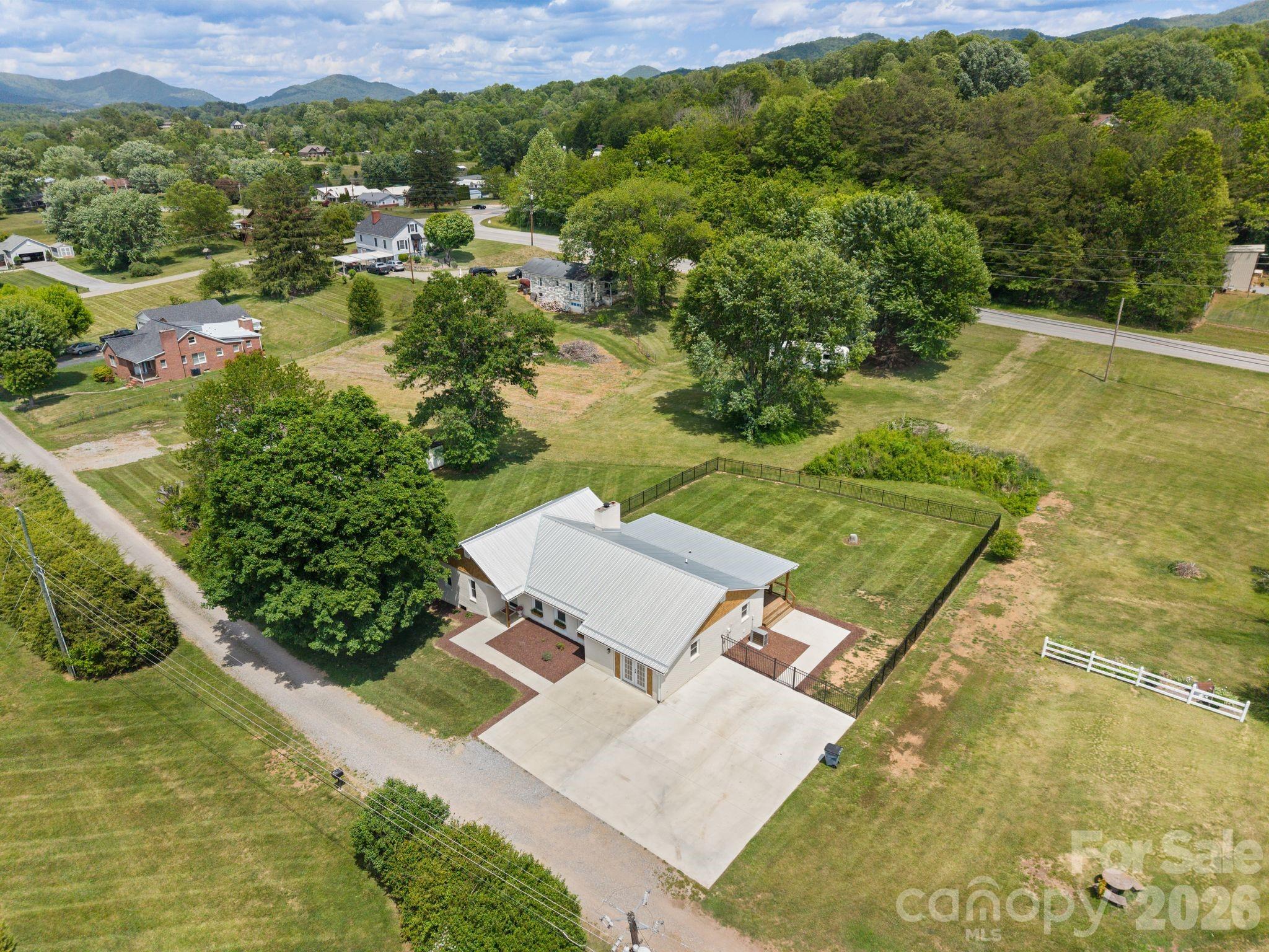 97 Paul Holland Road Property Photo 33