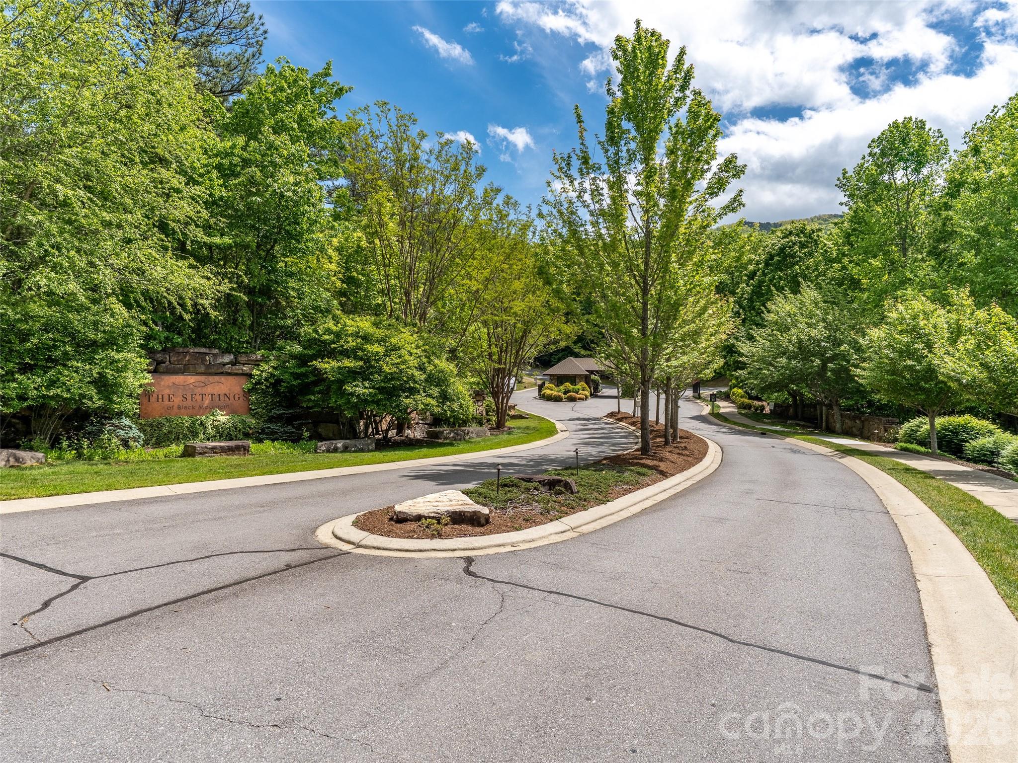 11 Crockett Ridge Road Property Photo 10