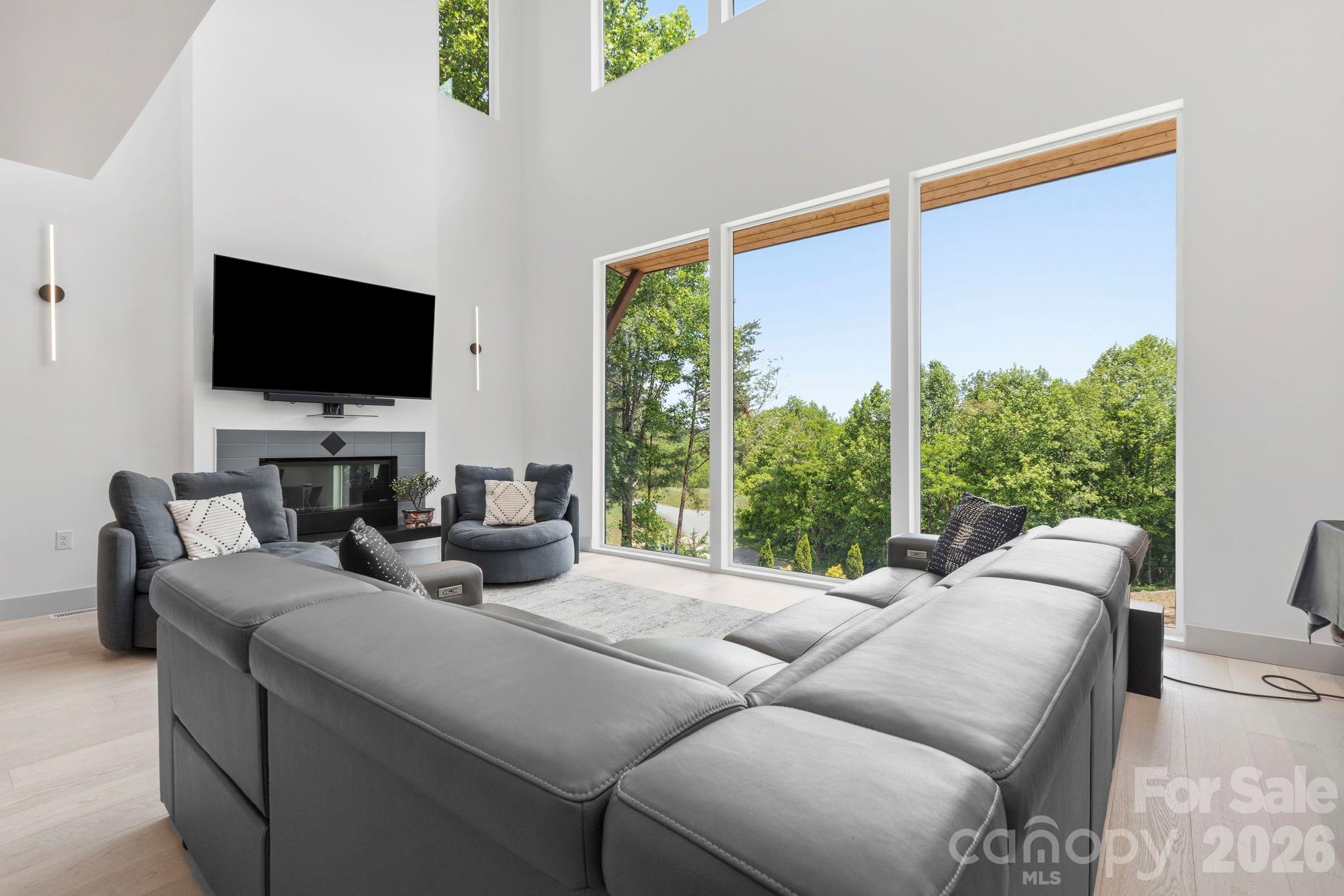 22 Lara Drive Property Photo 3
