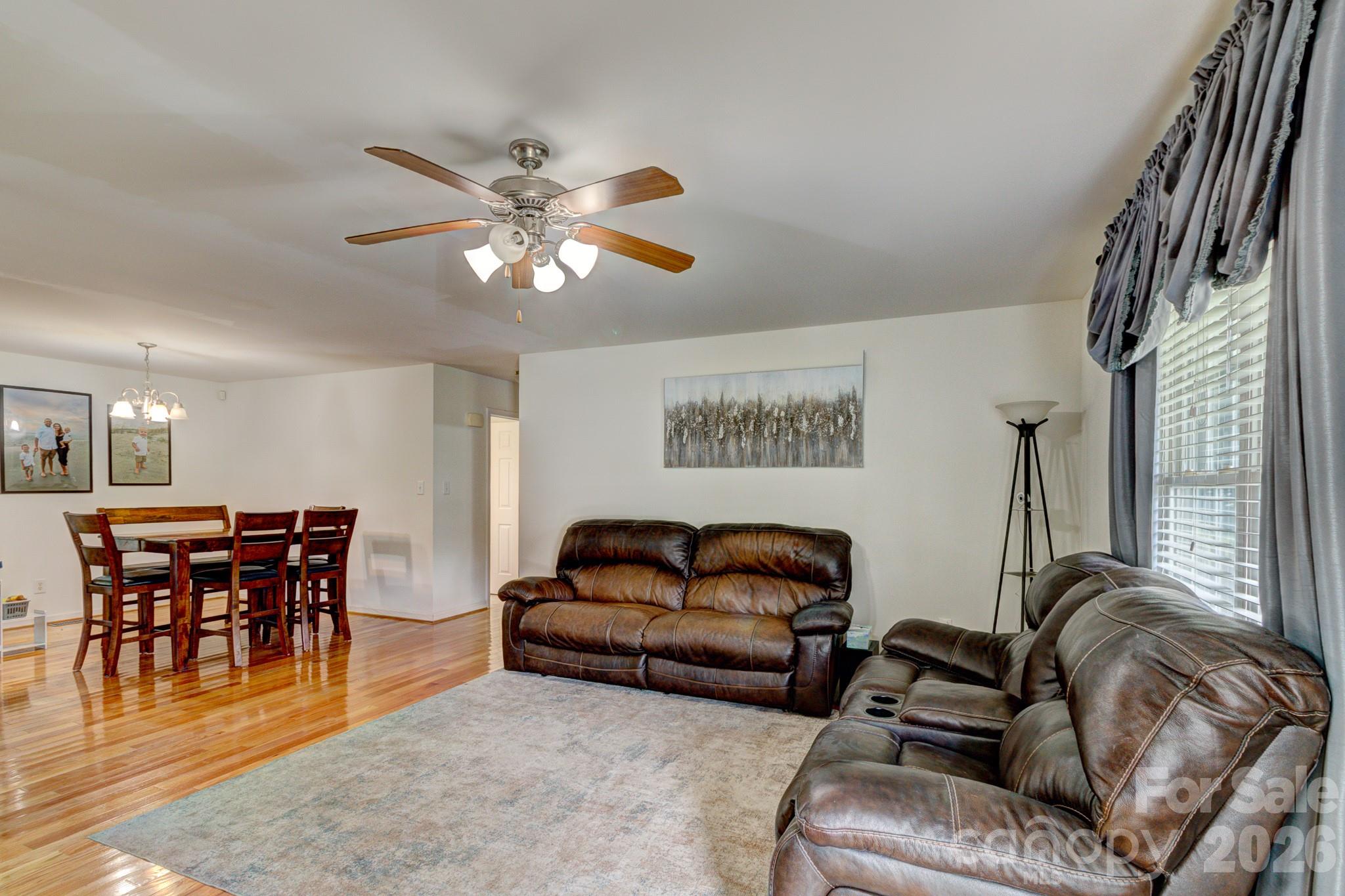 4671 Garys Place Property Photo 9