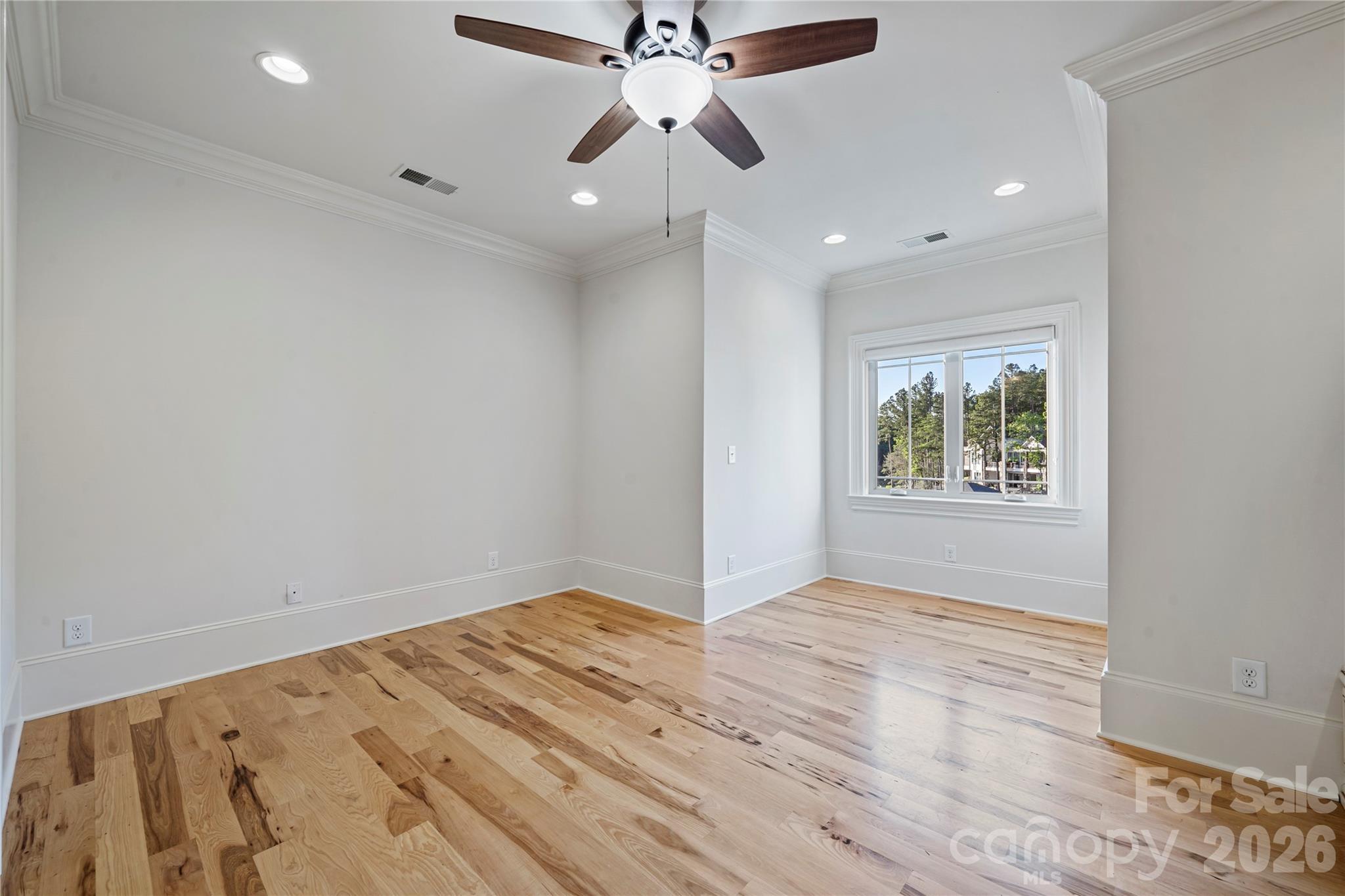 142 Forest Lake Court Property Photo 37