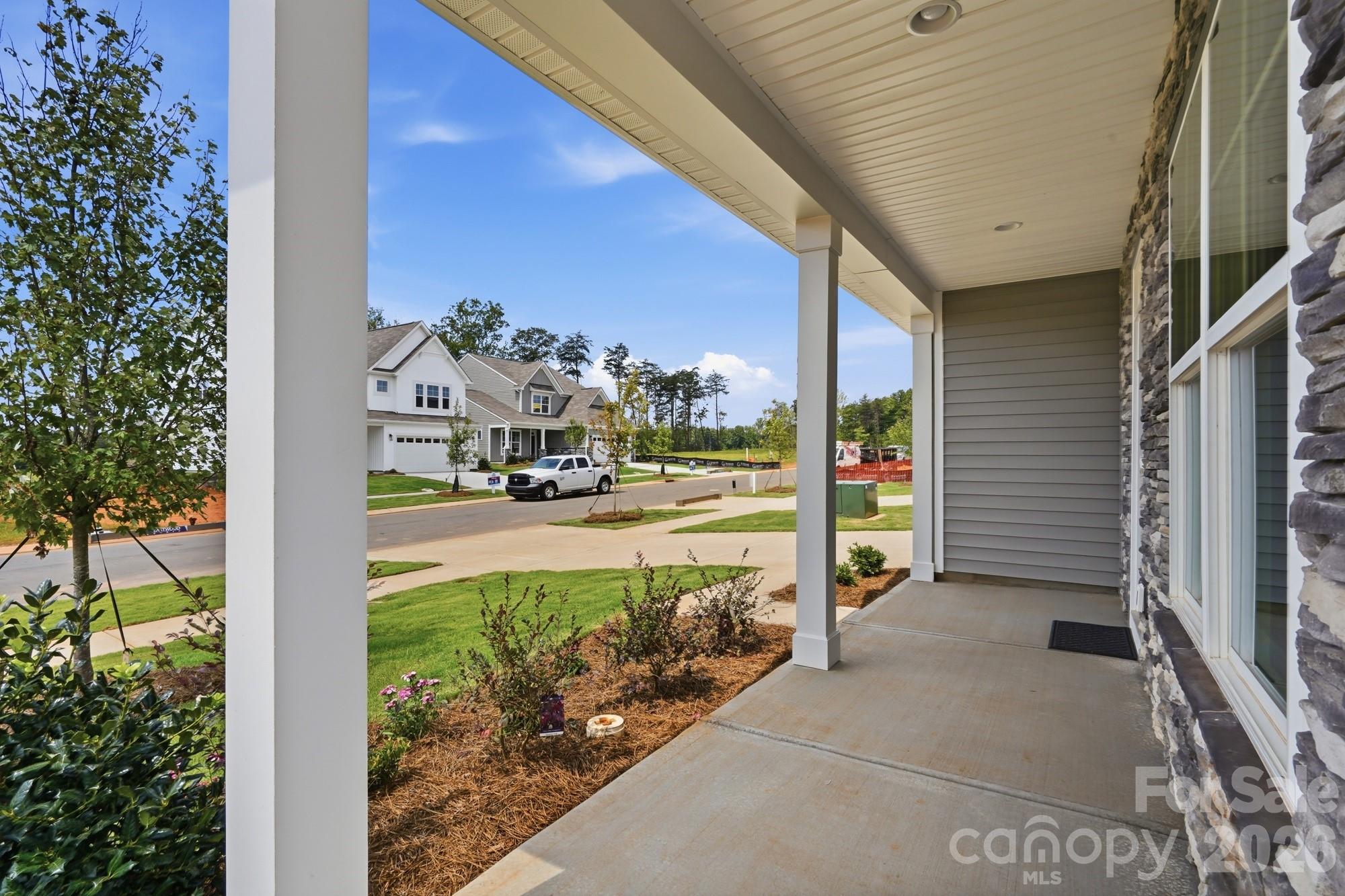 124 Swing Lane Property Photo 4
