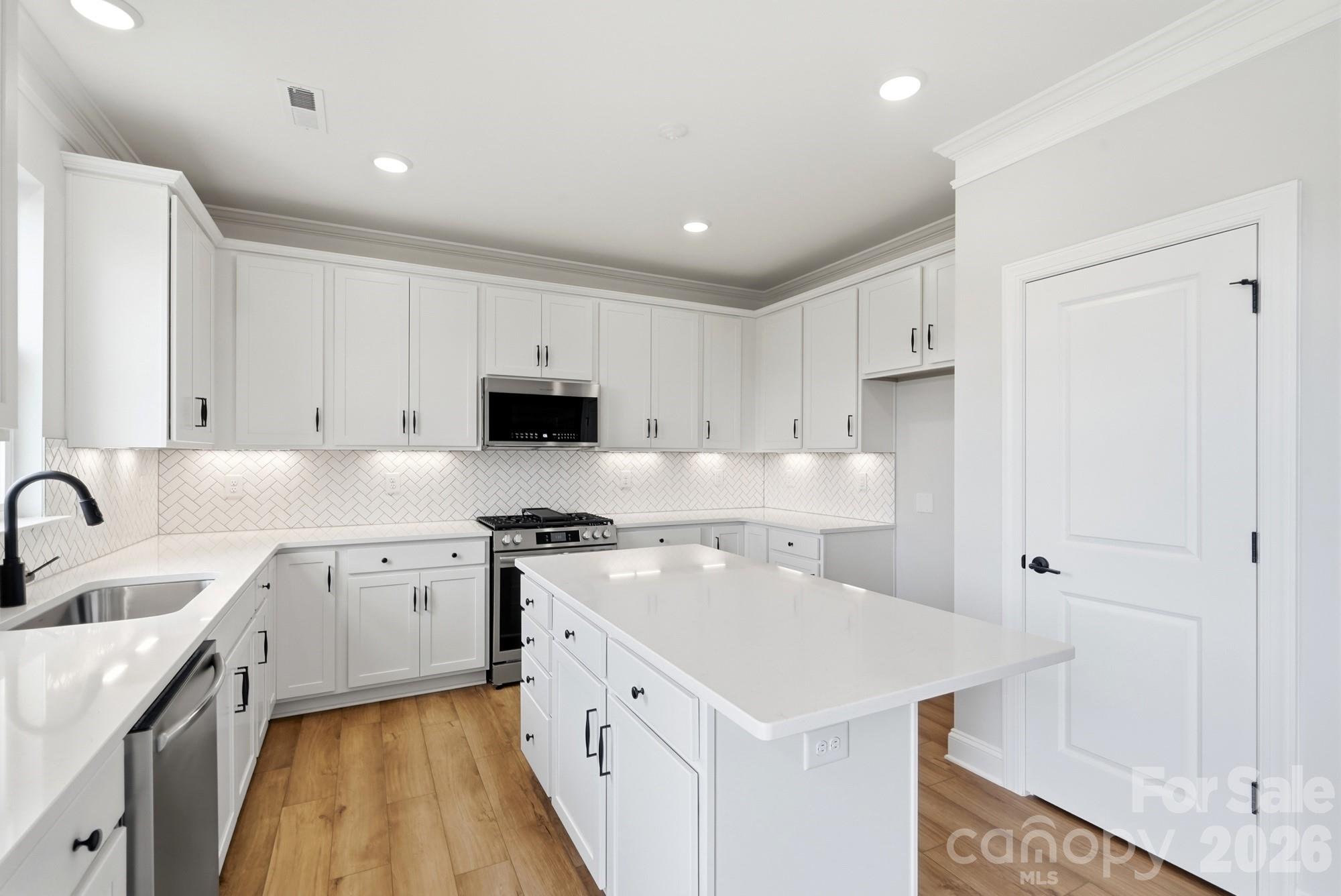 124 Swing Lane Property Photo 19