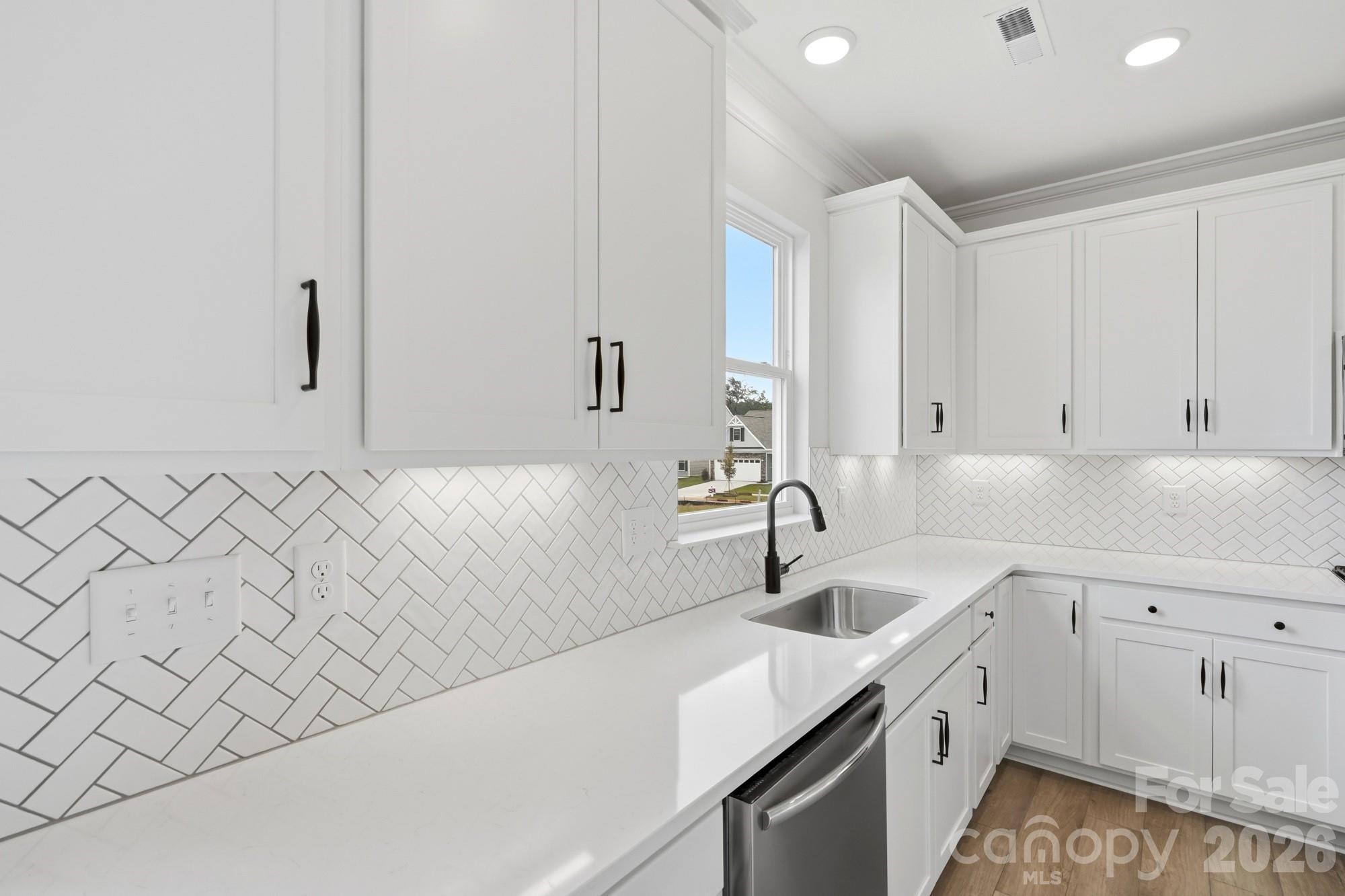124 Swing Lane Property Photo 20