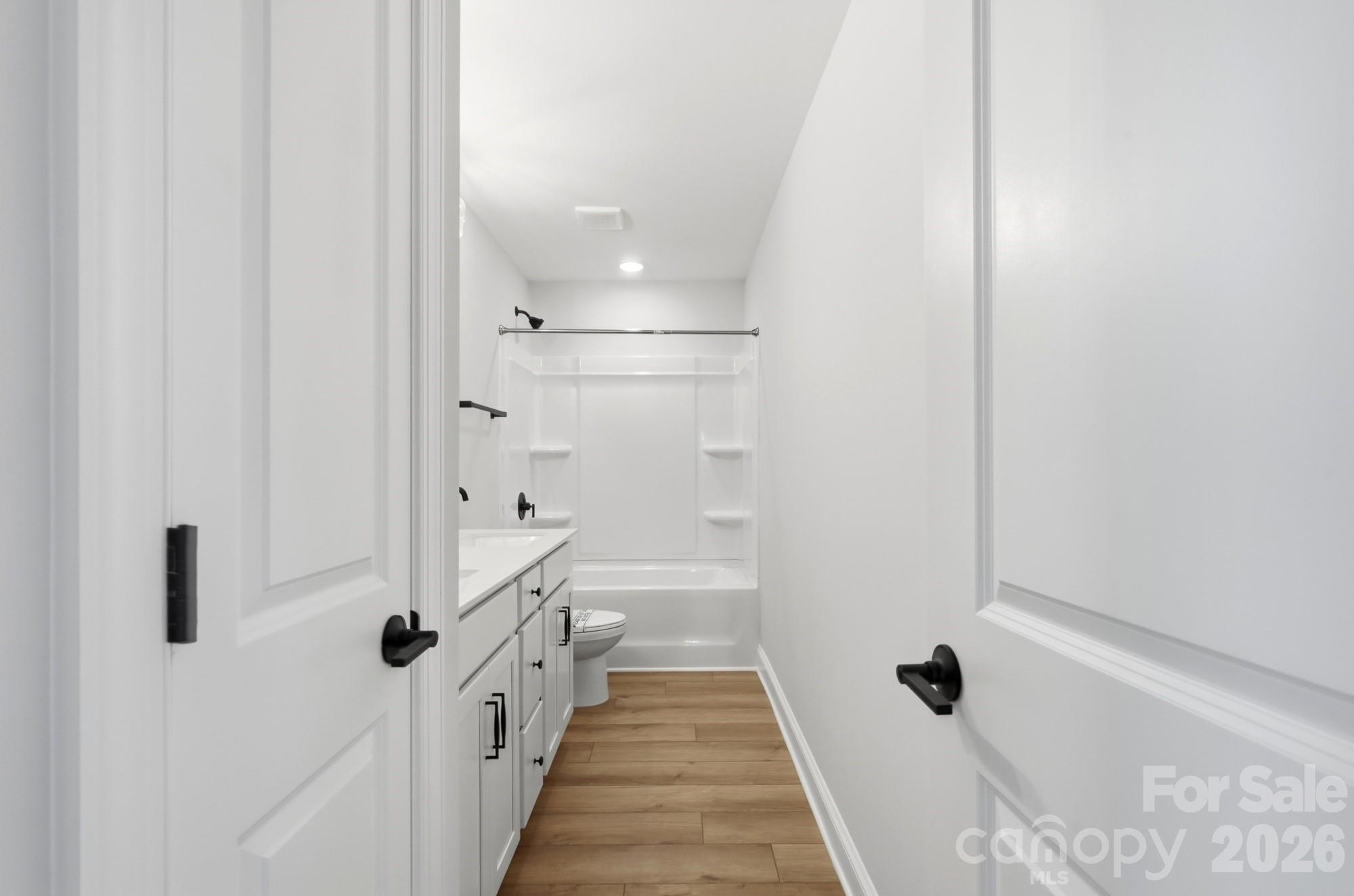 124 Swing Lane Property Photo 37