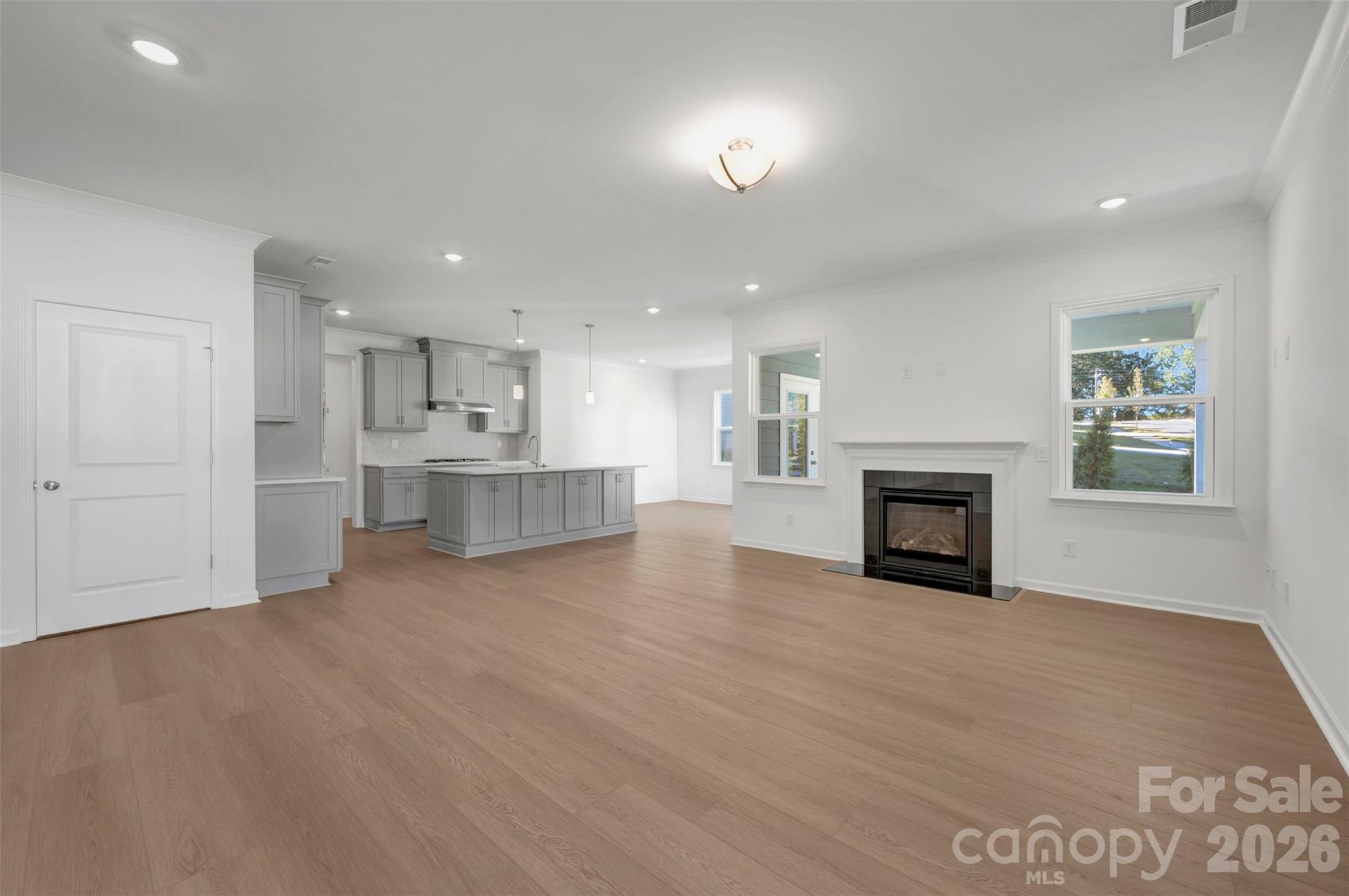 2970 Ballenger Street Property Photo 12