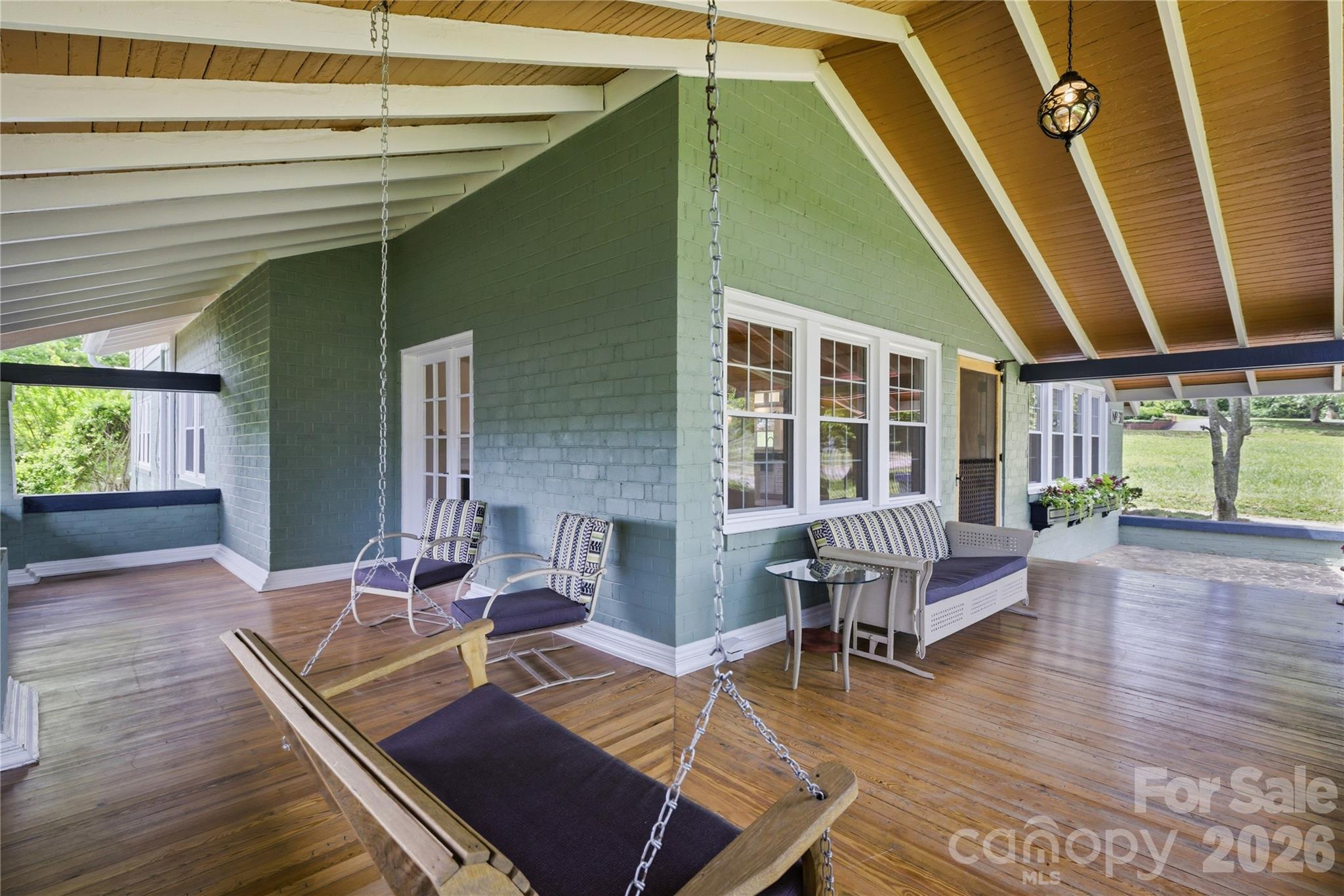 311 West Union Street Property Photo 6