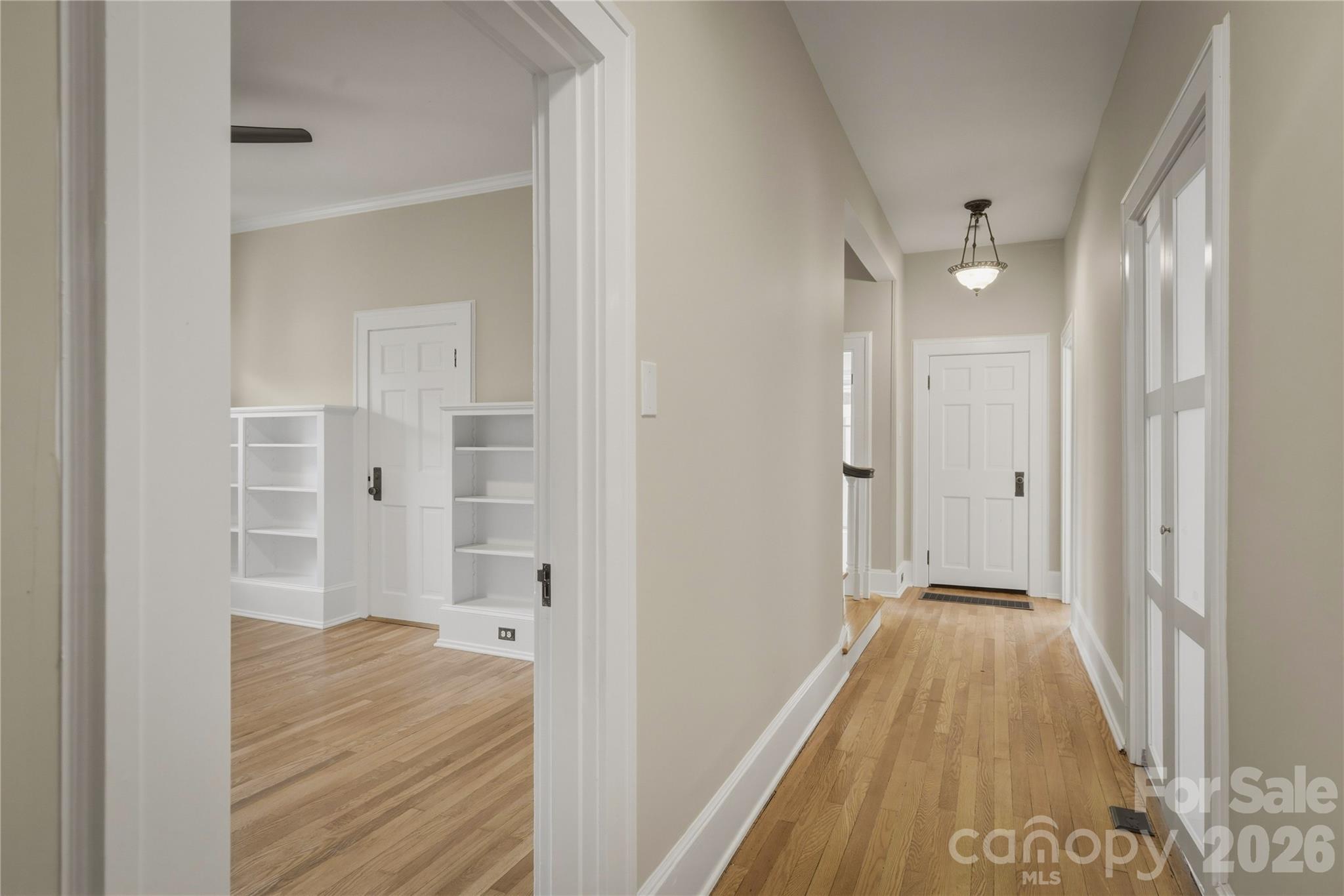 311 West Union Street Property Photo 27
