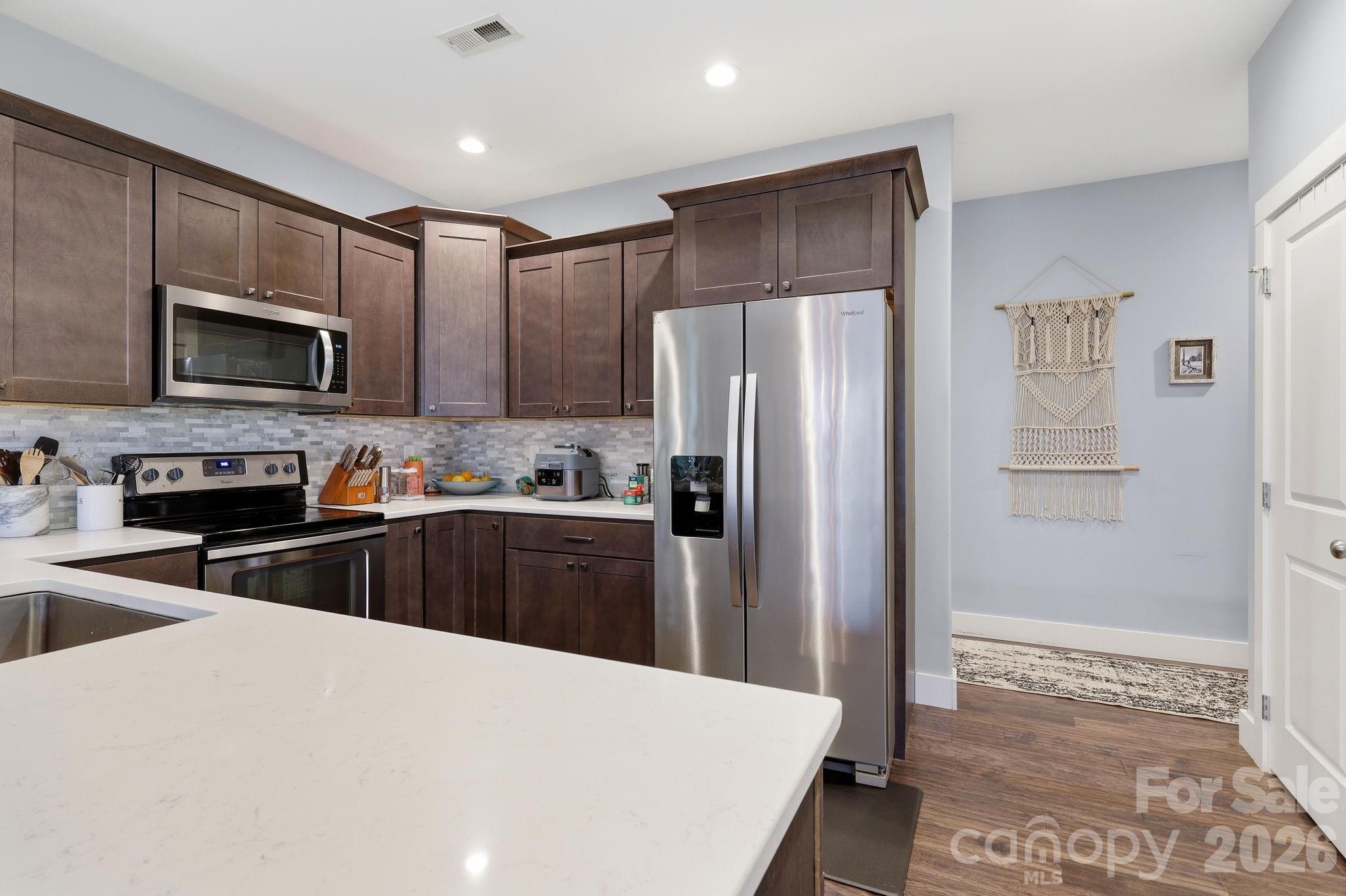 25 Linn Garden Lane Property Photo 11