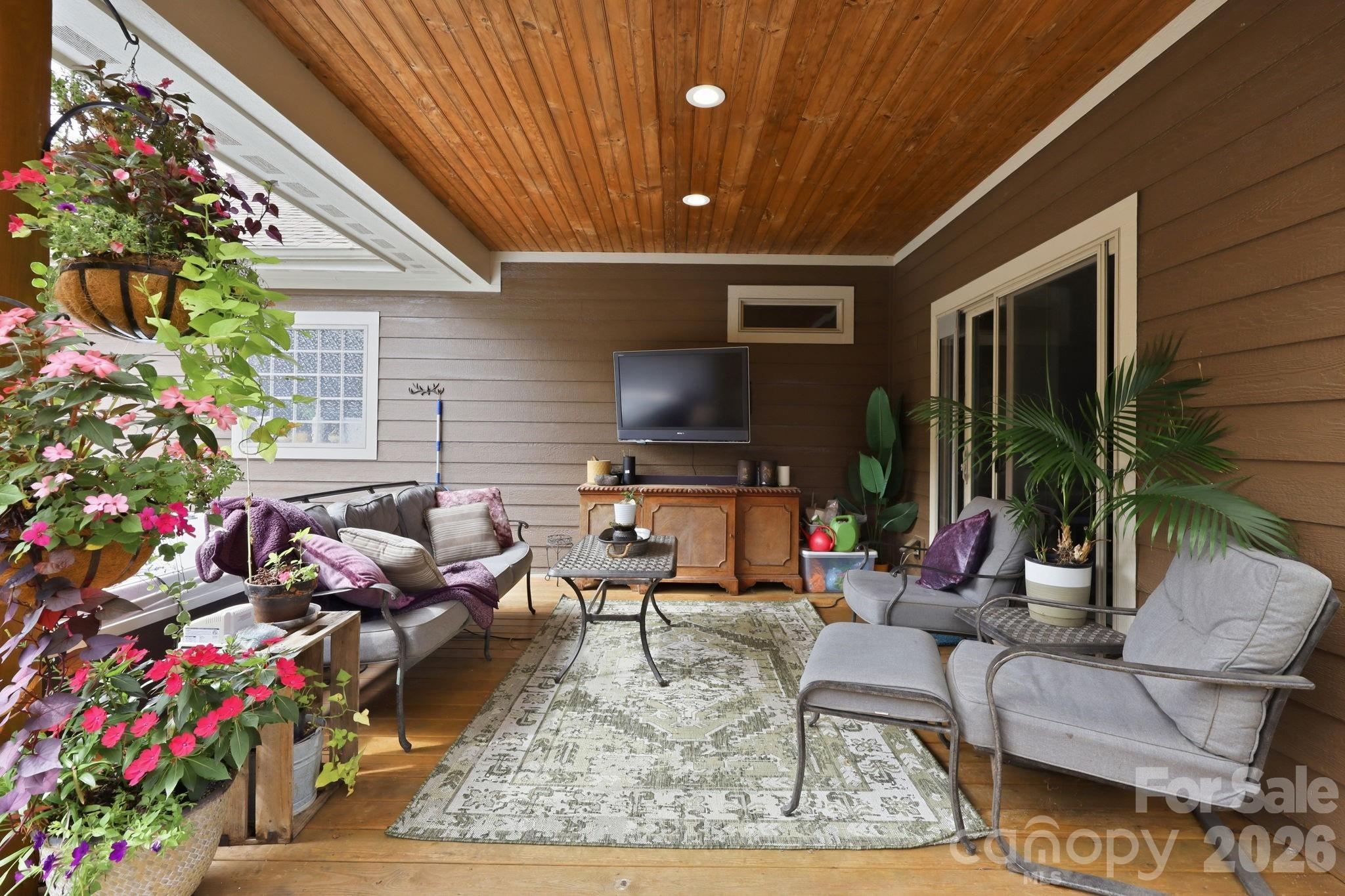 25 Linn Garden Lane Property Photo 27