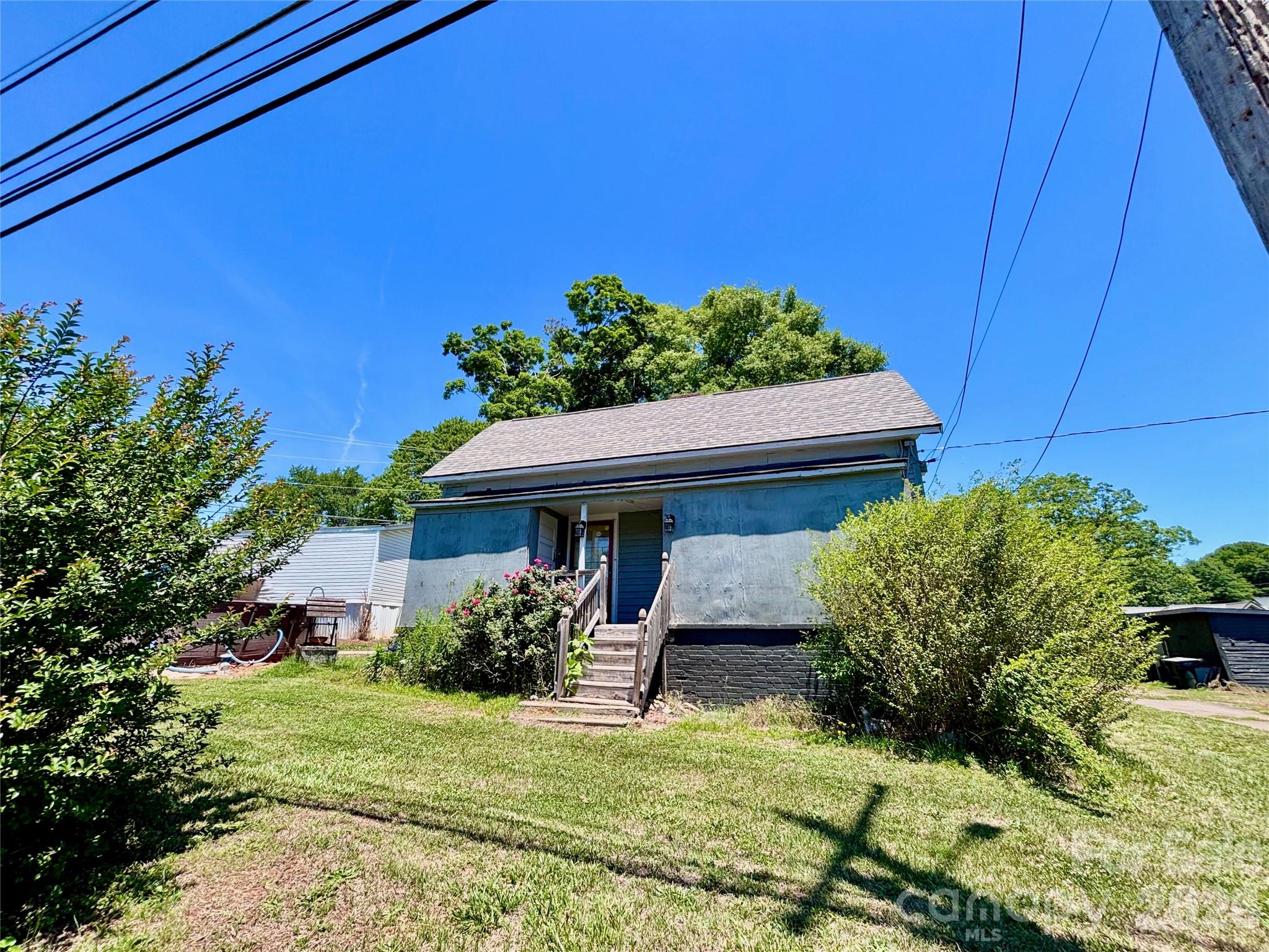 126 West Street Property Photo 1